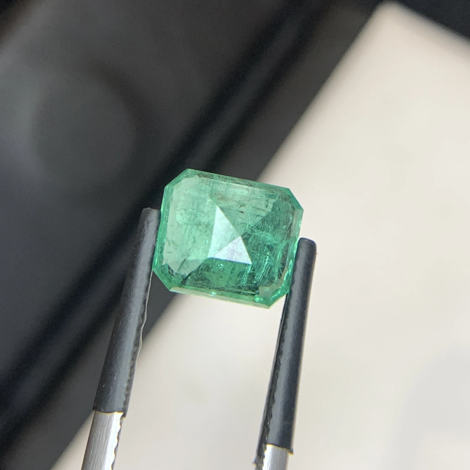 Natural Green Emerald 3.43 Carat Faceted Emerald Cut Shape Loose Gemstone For Jewelry — view 14