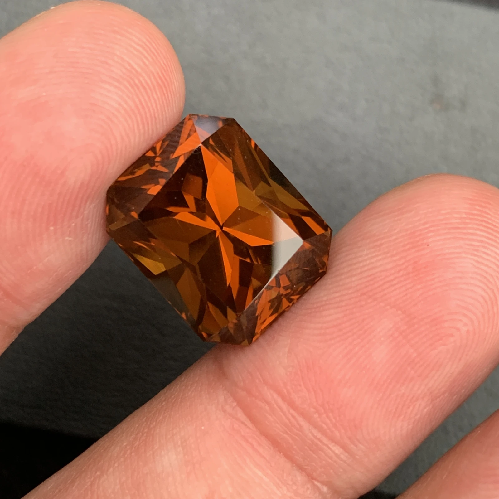 Natural Citrine 21.30 Carats Amber Tone Display Healing Crystal Gemstone For Statement Jewelry — view 3