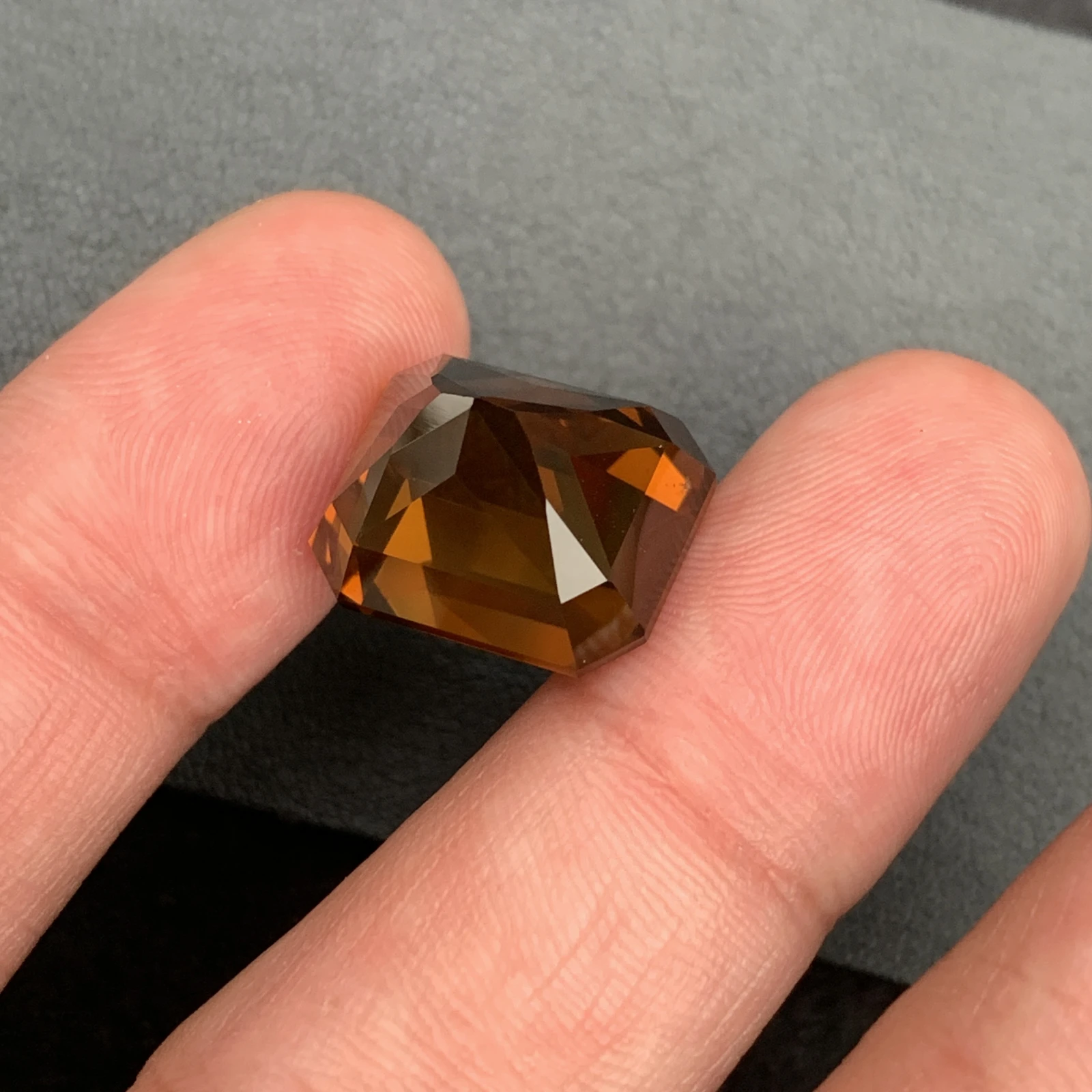Natural Citrine 21.30 Carats Amber Tone Display Healing Crystal Gemstone For Statement Jewelry — view 5