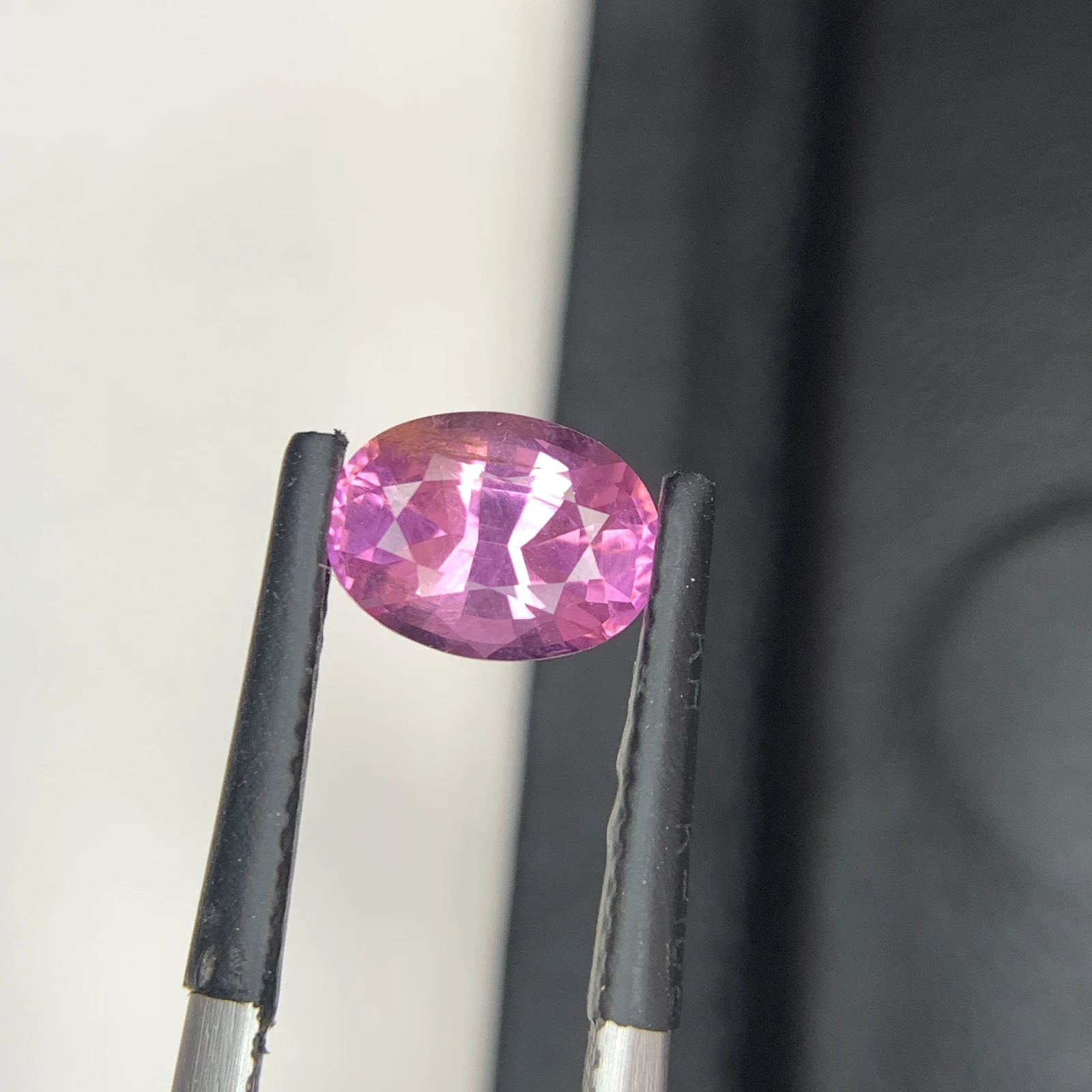 Natural Mahenge Pink Spinel 1.61 Carat Faceted Oval Shape Loose Gemstone — view 1