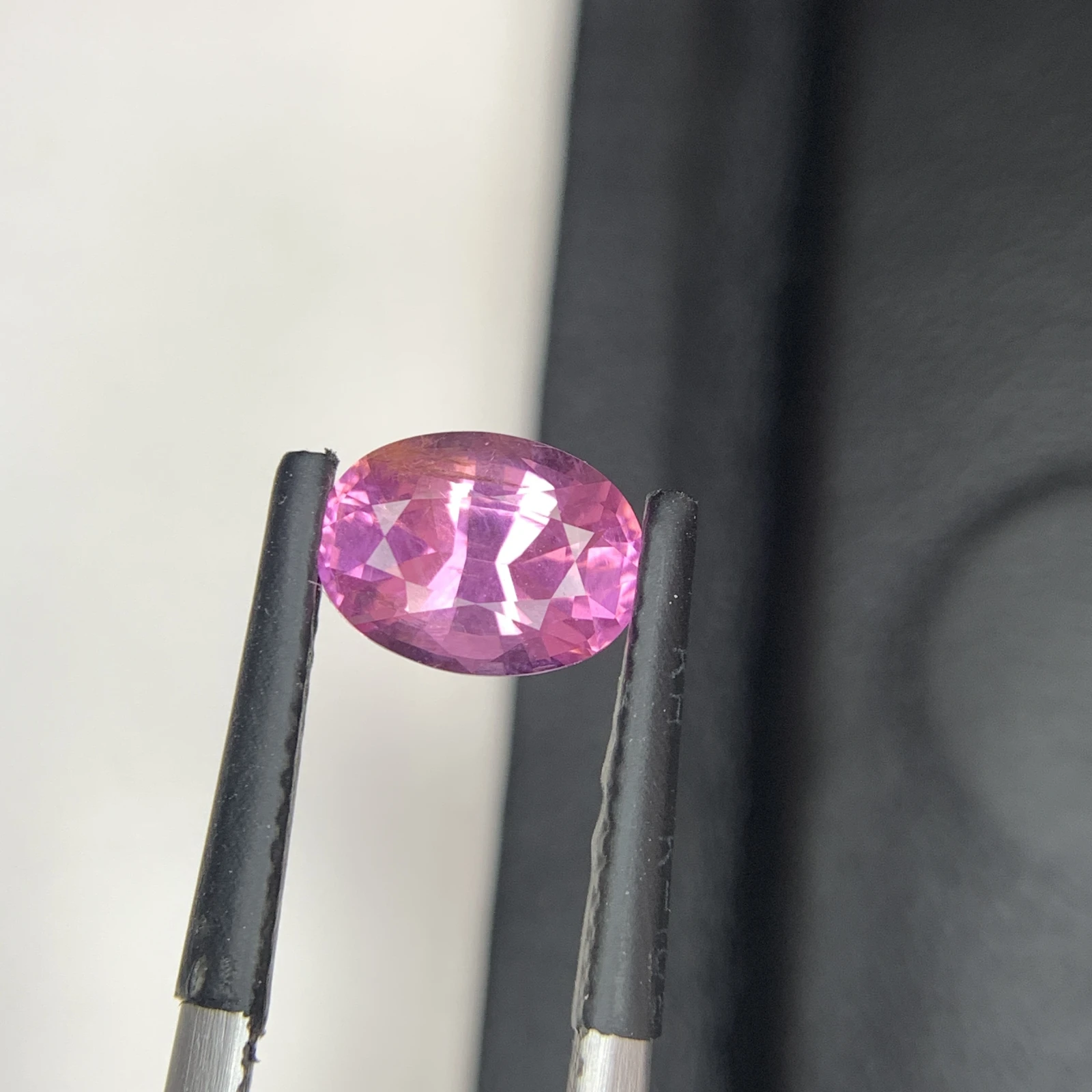 Natural Mahenge Pink Spinel 1.61 Carat Faceted Oval Shape Loose Gemstone — view 3