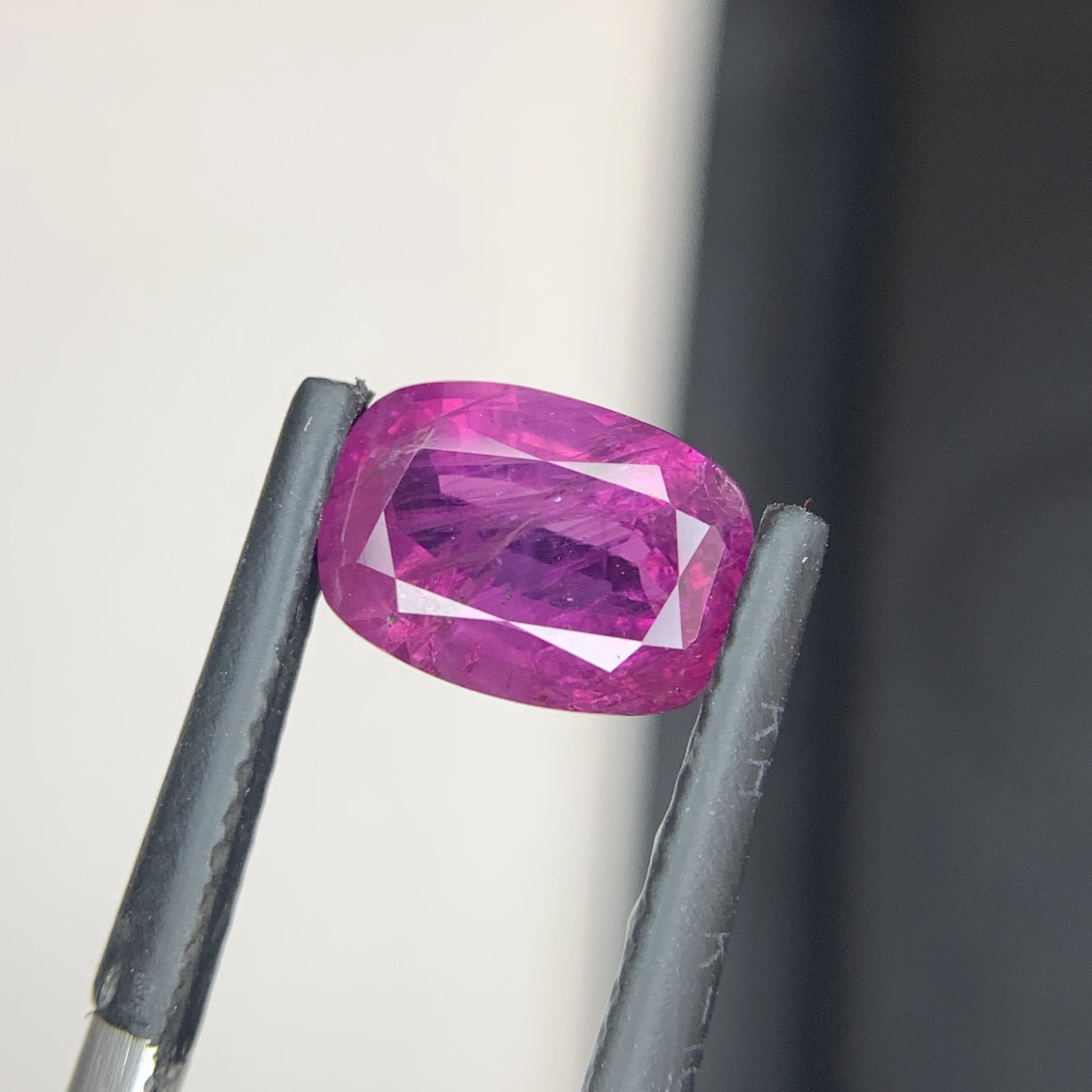 Natural Kashmir Sapphire 2.40 Carat Cushion Shape Faceted Loose Gemstone — view 2
