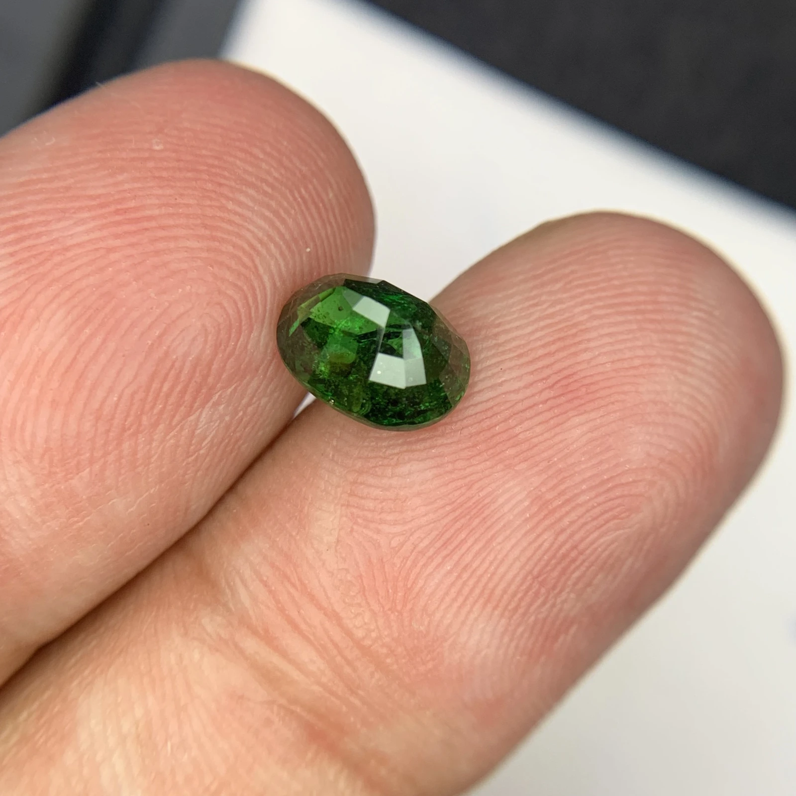 Natural Tsavorite Garnet 2.09 carat, Vivid Green Gemstone For Fine Jewelry Making — view 5