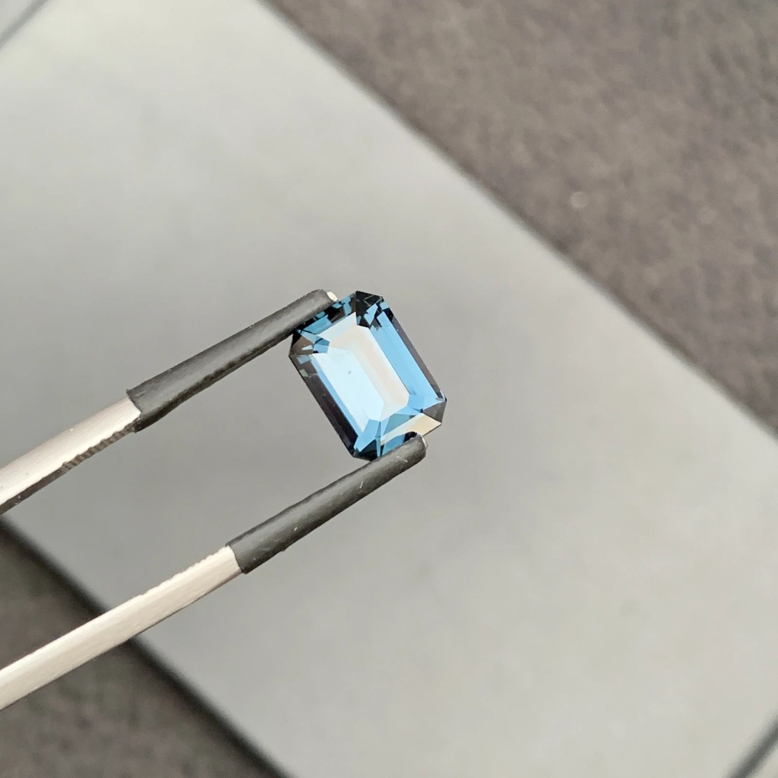 Natural Cobalt Spinel, Blue Color 3.06 Carat GFCO Certified Loose Gemstone For Jewelry — view 3