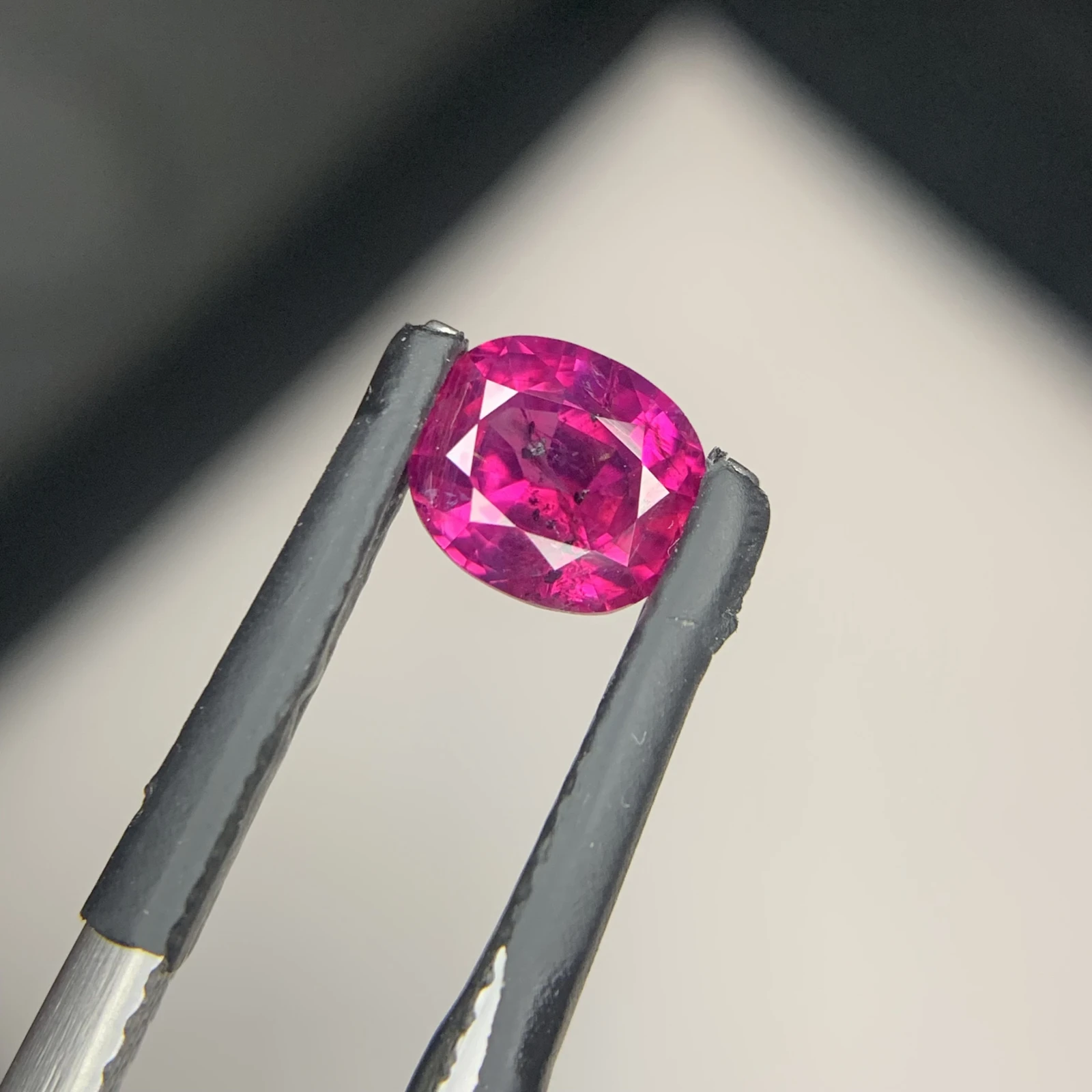 Natural Kashmir Ruby Gemstone 0.98 ct | Cushion Cut Pinkish Red Loose Stone for Jewelry — view 1