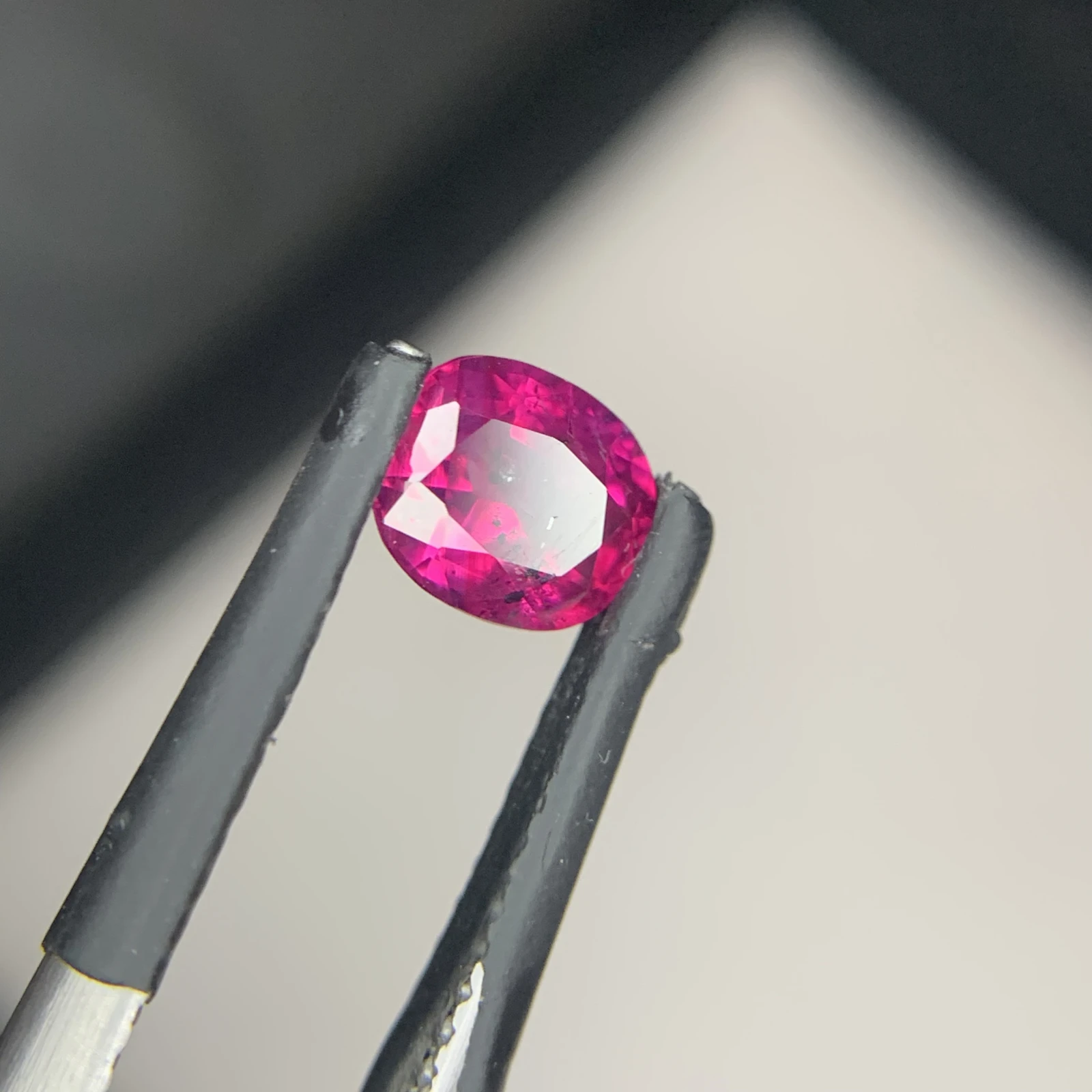 Natural Kashmir Ruby Gemstone 0.98 ct | Cushion Cut Pinkish Red Loose Stone for Jewelry — view 5
