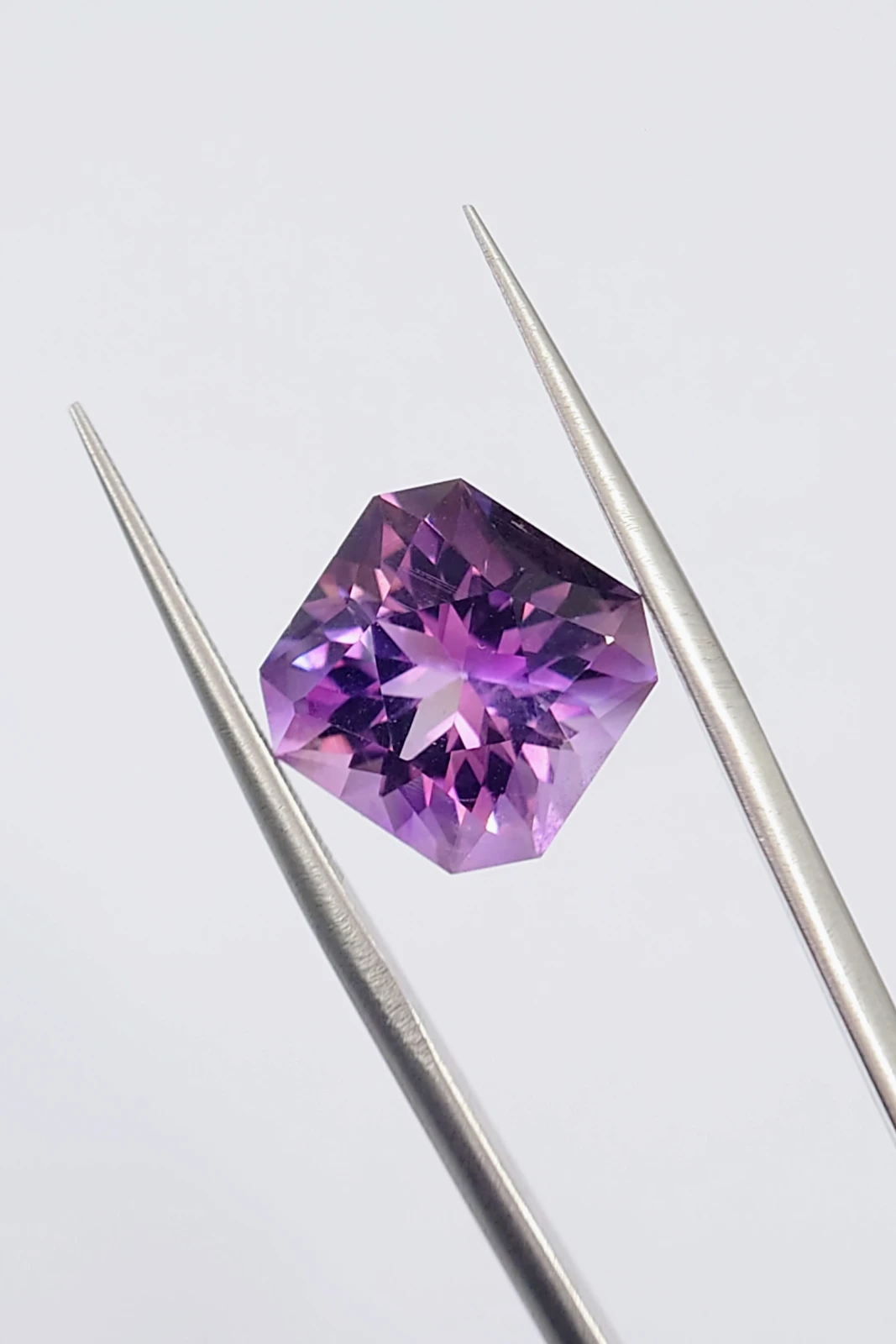 7 ct Natural Amethyst Square Barion Cut From Nigeria — view 6