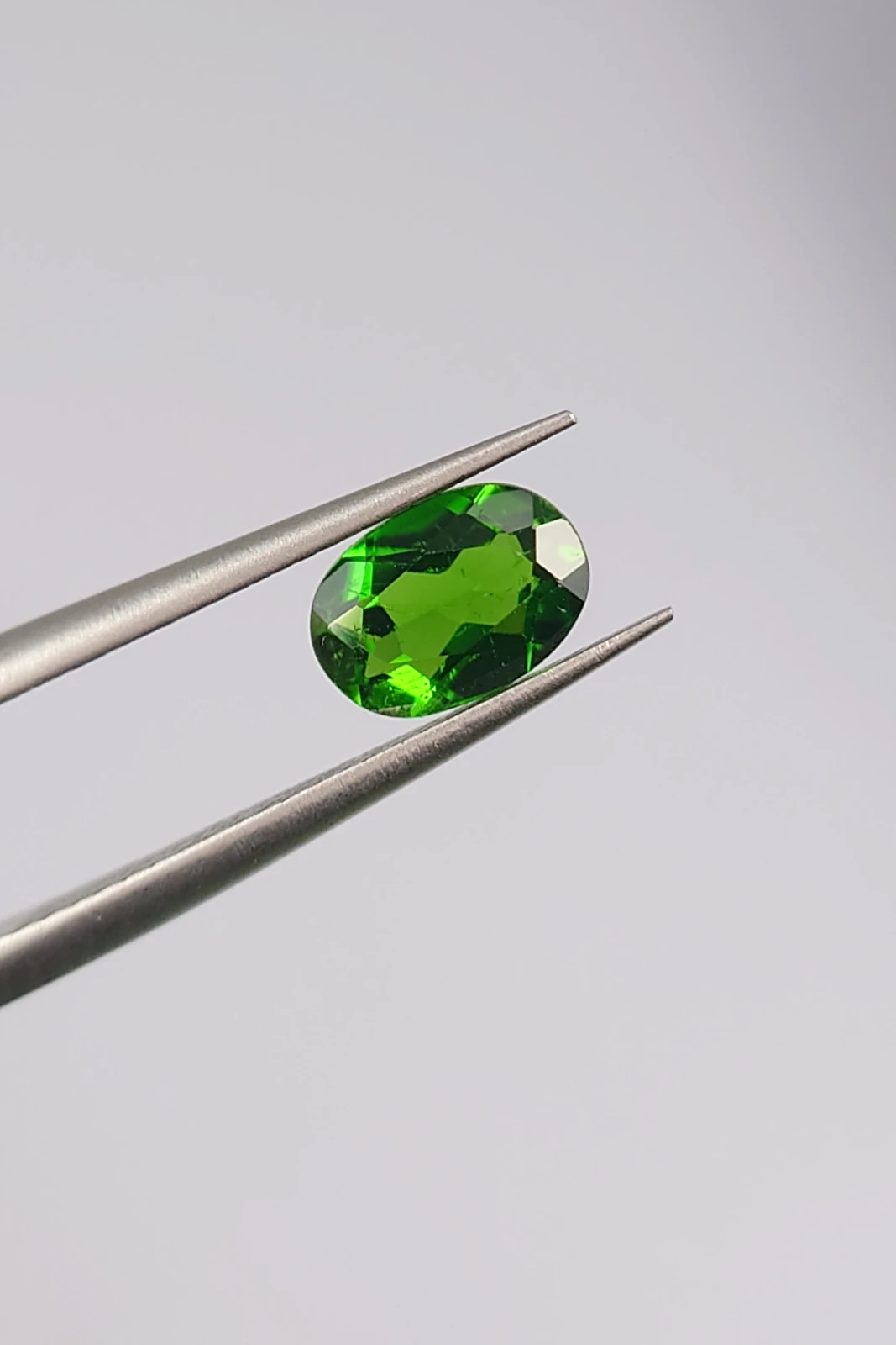 0.76ct Natural Oval Cut Chrome Diopside from Pakistan — view 6