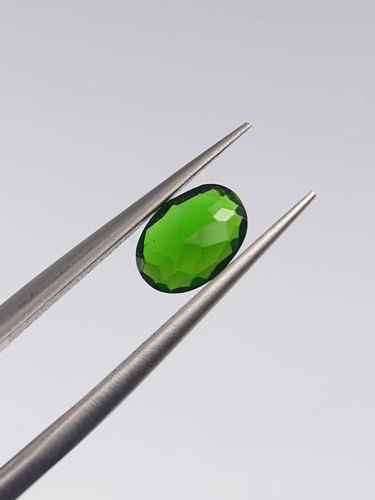 0.73ct Natural Oval Cut Chrome Diopside From Pakistan — view 2