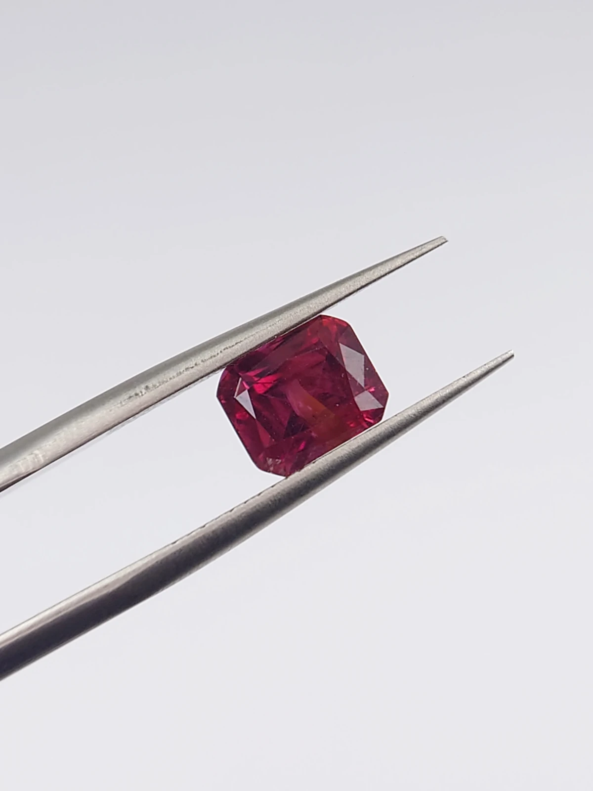 1.91 ct Natural Tanzania Malaya Garnet in Modified Cushion Cut — view 3
