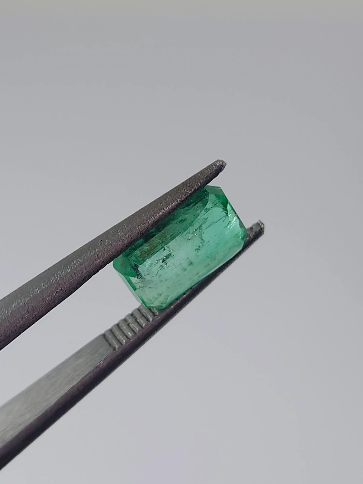 1.84ct Natural Emerald From Panjshir Valley Afghanistan — view 3