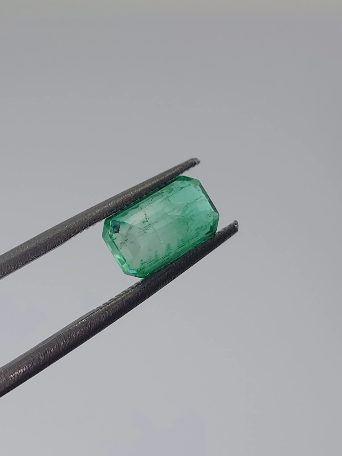 1.84ct Natural Emerald From Panjshir Valley Afghanistan — view 4