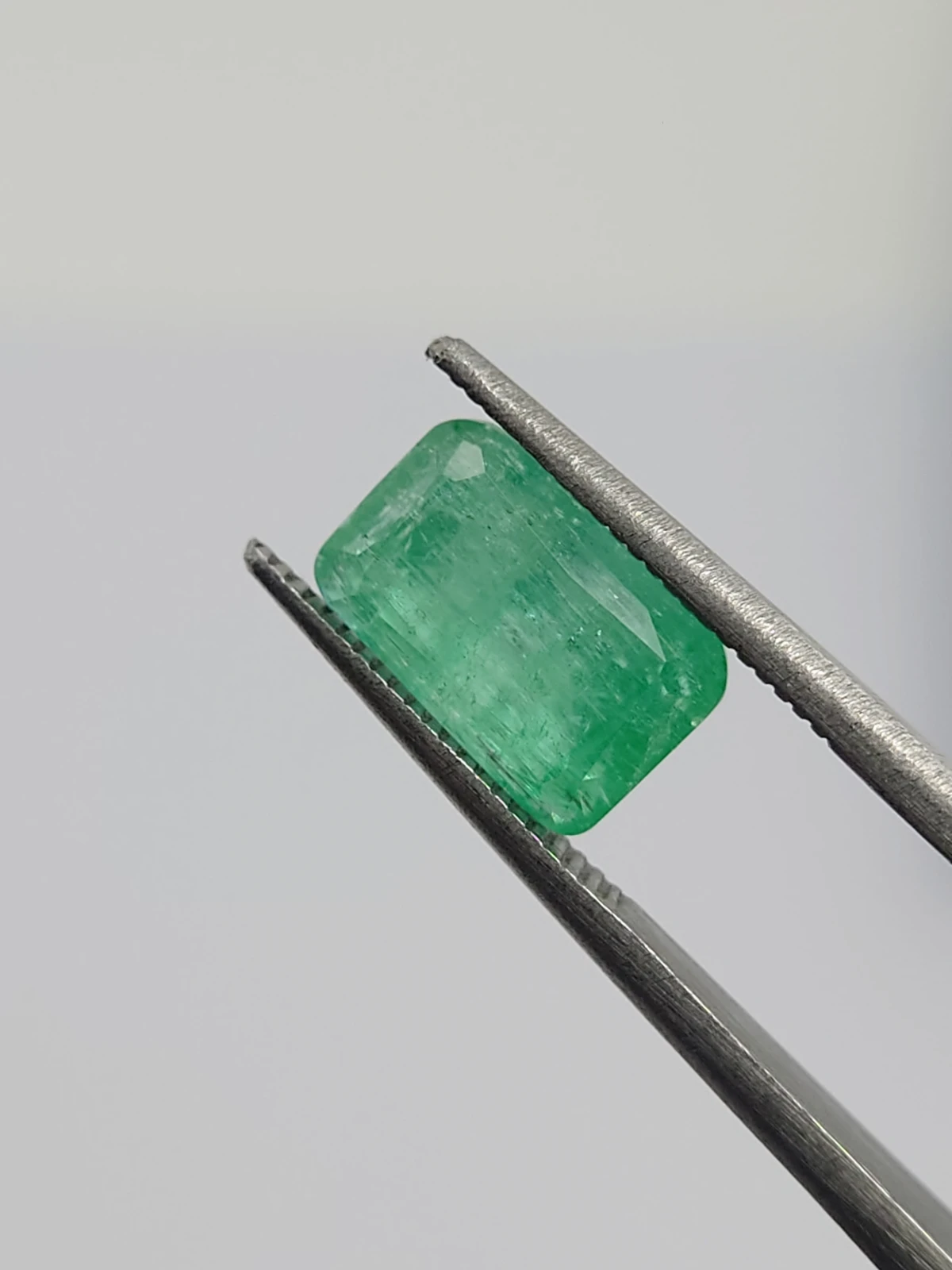 2.5ct Natural Emerald Octagon Cut Loose Gemstone From Panjshir Afghanistan — view 2