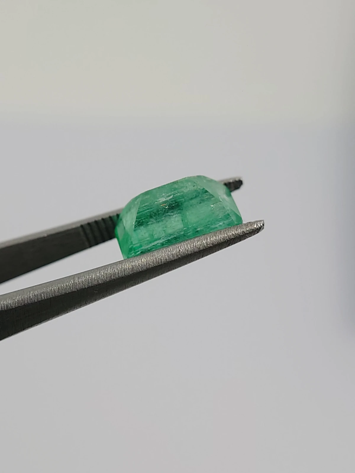 2.5ct Natural Emerald Octagon Cut Loose Gemstone From Panjshir Afghanistan — view 4
