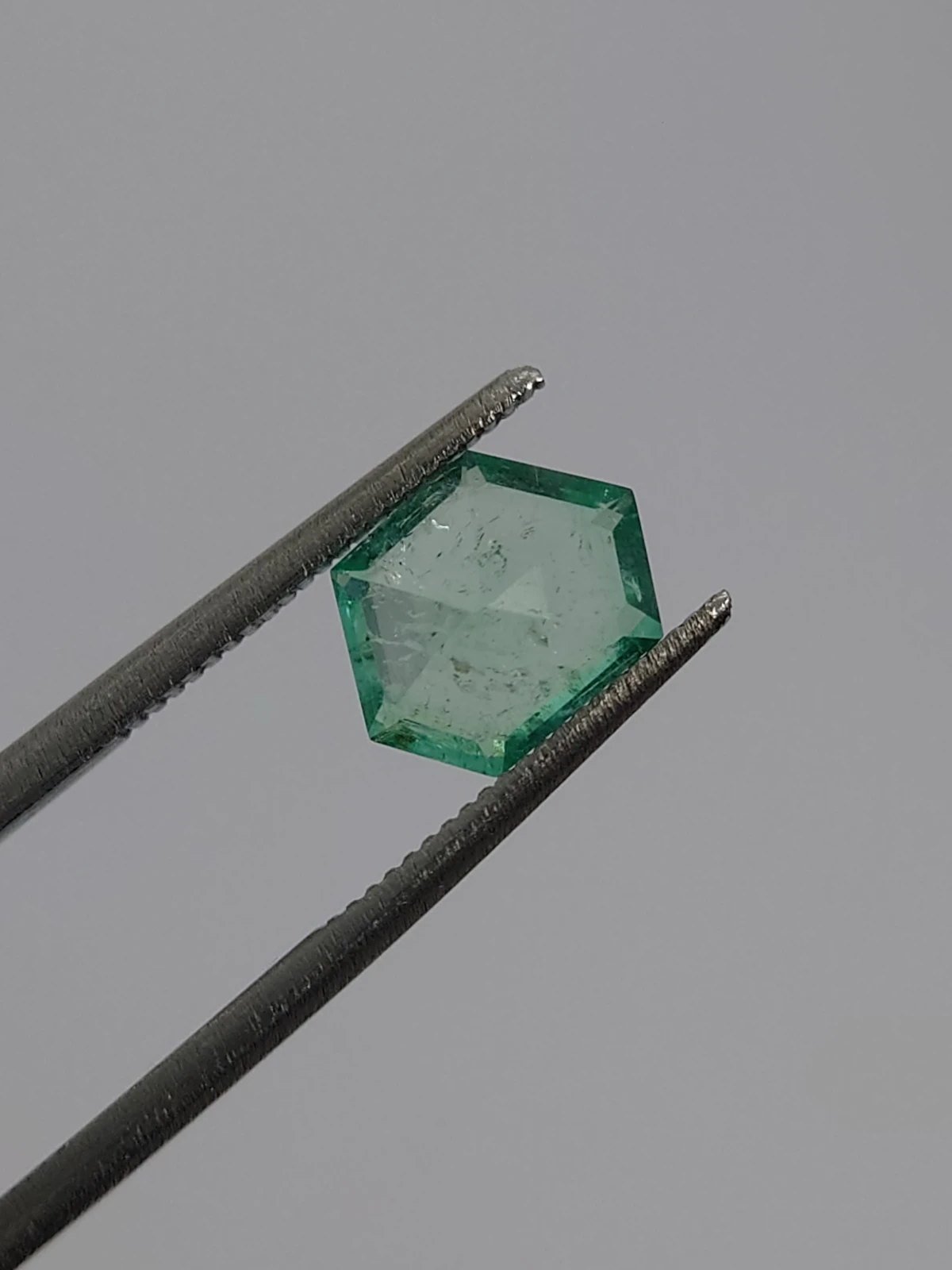 1.28ct Natural Emerald Fancy Hexagon cut From Panjshir Afghanistan — view 5
