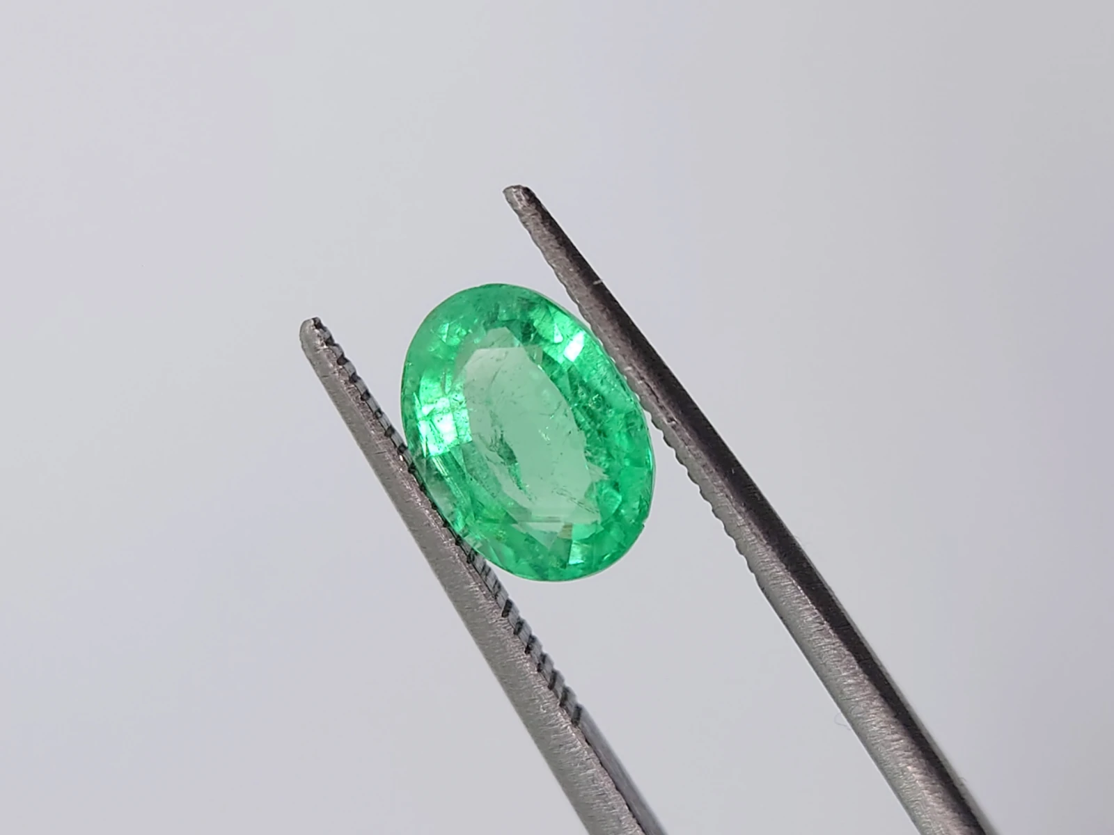1.88ct Natural Emerald From Panjshir Valley Afghanistan — view 1