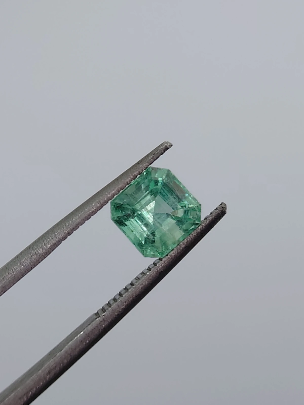 1.19ct Natural Emerald From Pnjshir Valley Afghanistan — view 1