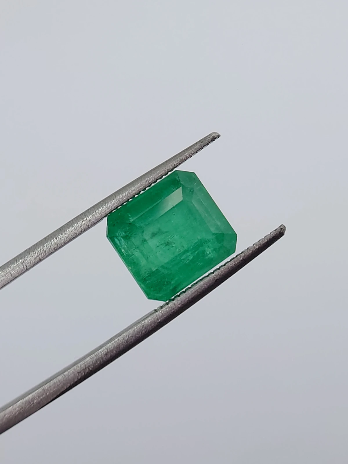 5.71ct Natural Emerald From Panjshir Valley Afghanistan — view 2