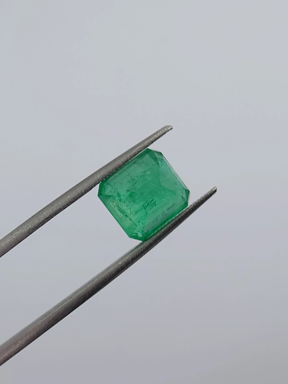 5.71ct Natural Emerald From Panjshir Valley Afghanistan — view 3