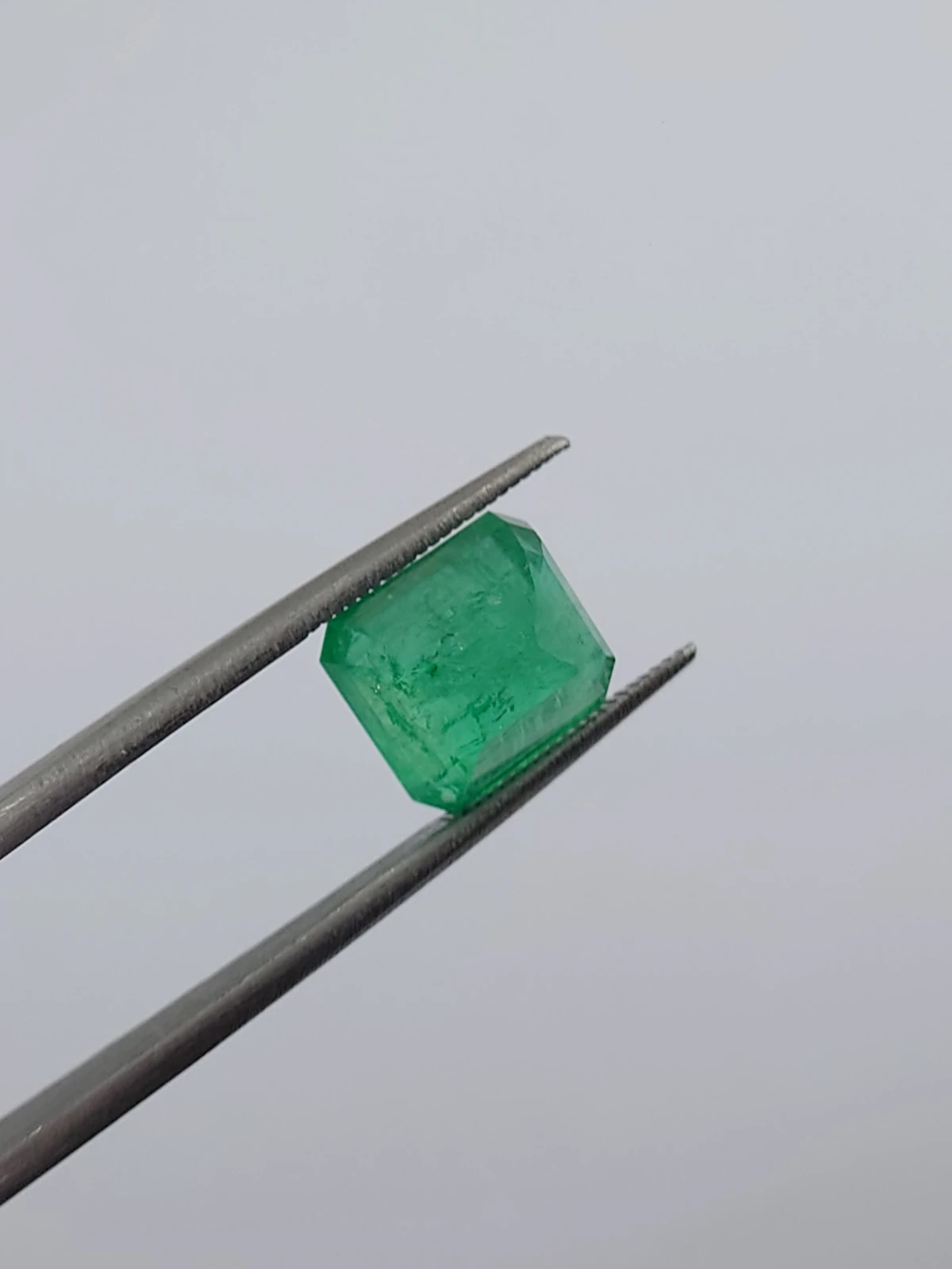 5.71ct Natural Emerald From Panjshir Valley Afghanistan — view 4