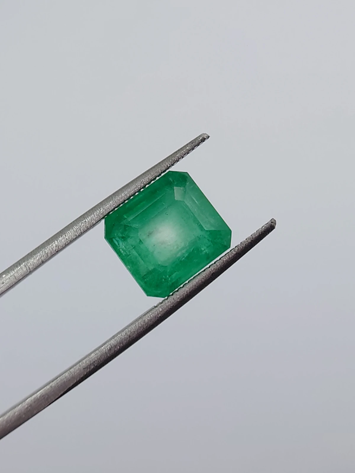 5.71ct Natural Emerald From Panjshir Valley Afghanistan — view 7