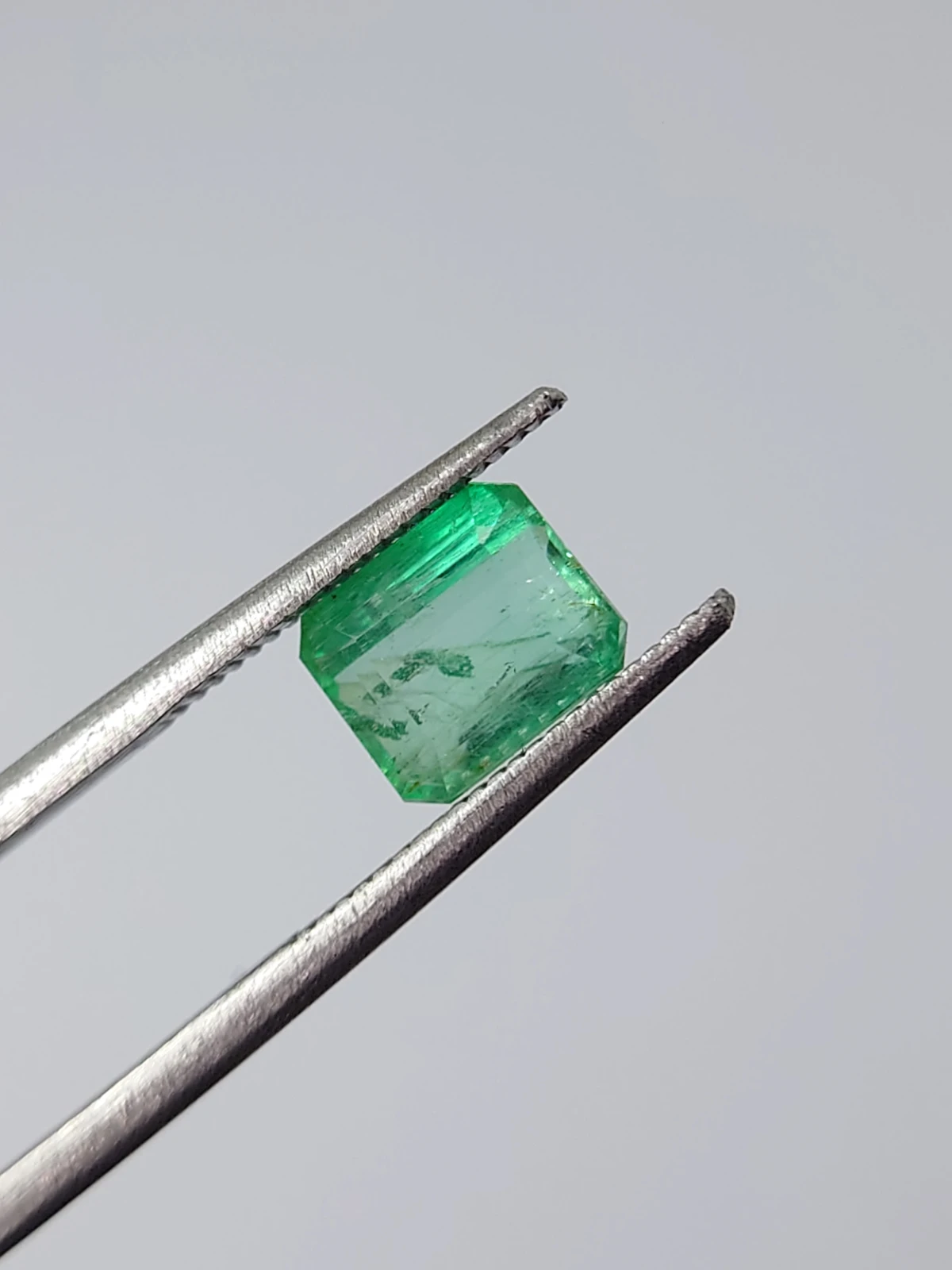 2.10ct Natural Emerald From Panjshir Valley Afghanistan — view 1