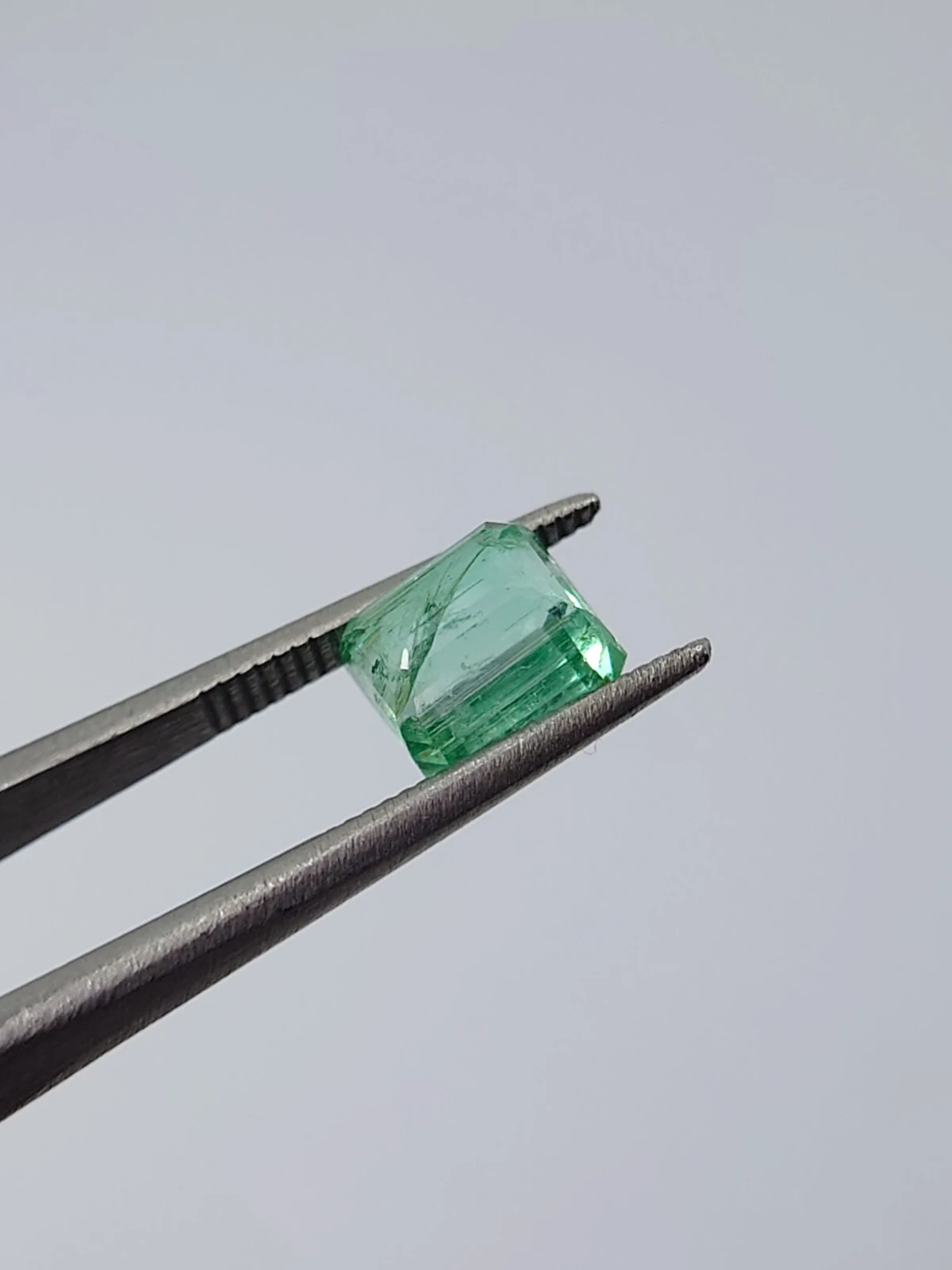 2.10ct Natural Emerald From Panjshir Valley Afghanistan — view 3