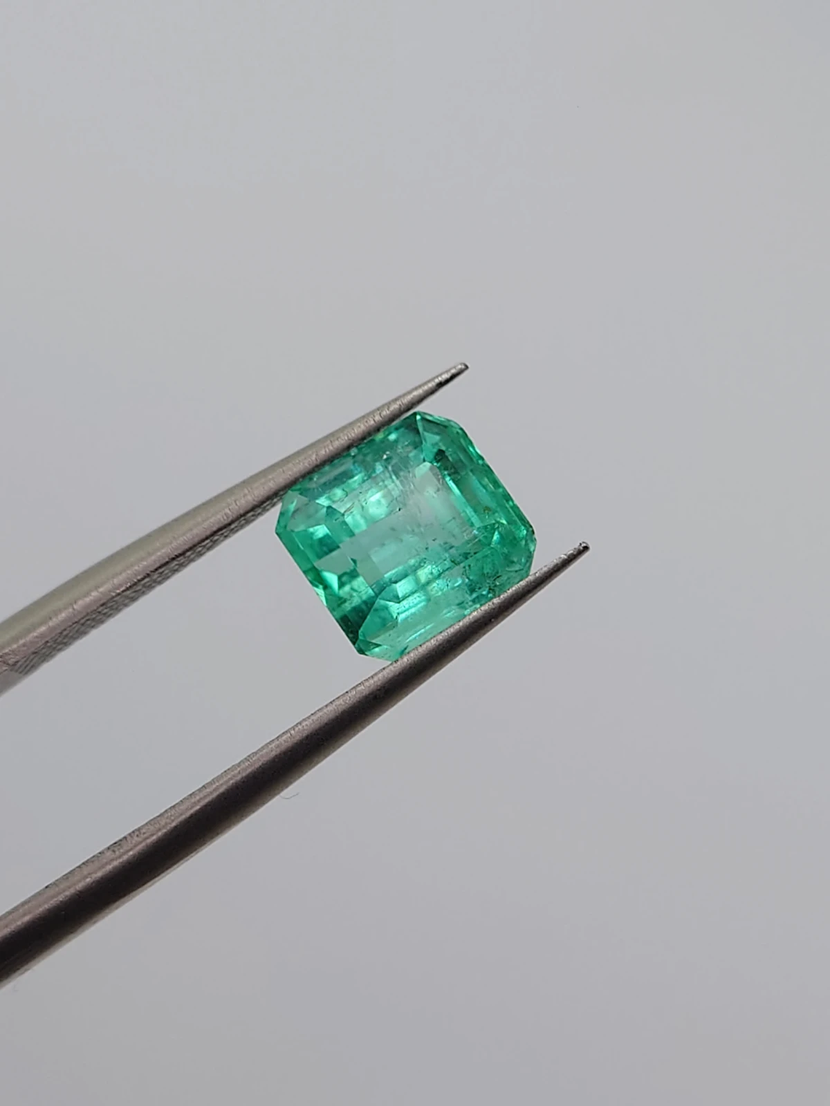 2.37ct Natural Emerald From Panjshir Valley Afghanistan — view 6