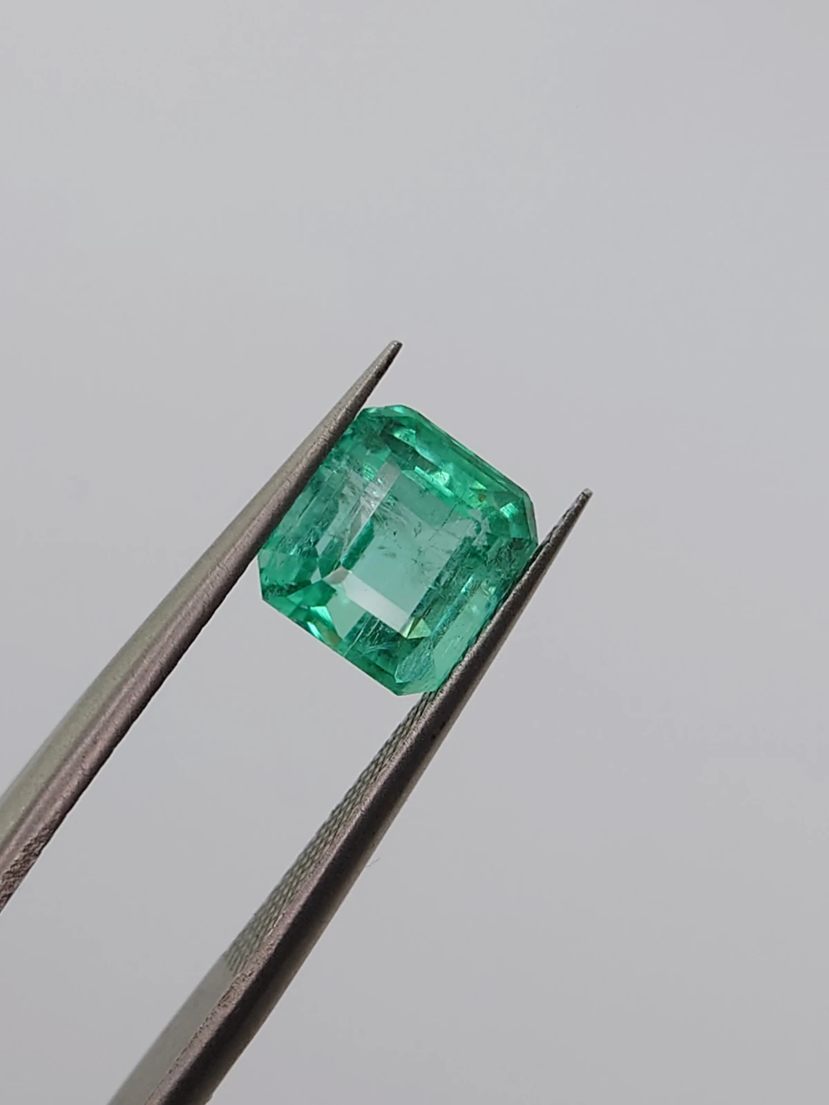 2.37ct Natural Emerald From Panjshir Valley Afghanistan — view 7