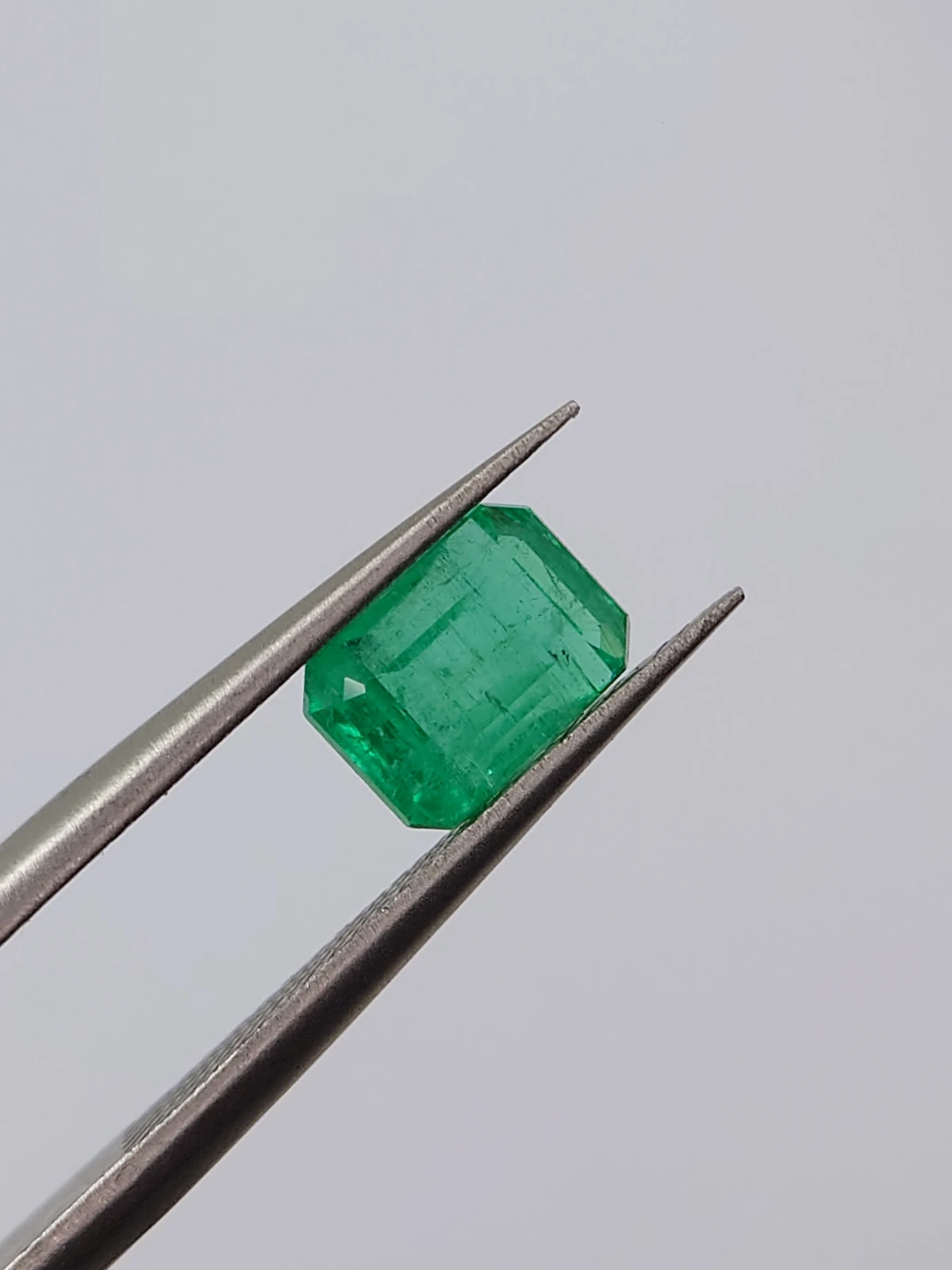 1.48ct Natural Emerald From Panjshir Valley Afghanistan — view 1