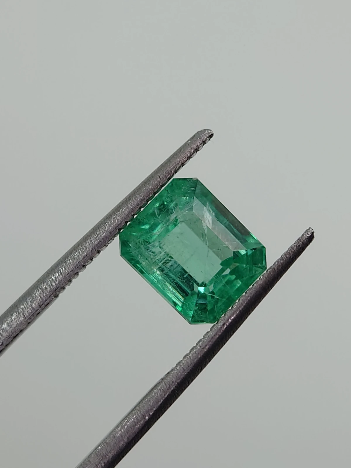 2.33ct Natural Emerald From Panjshir Valley Afghanistan — view 1