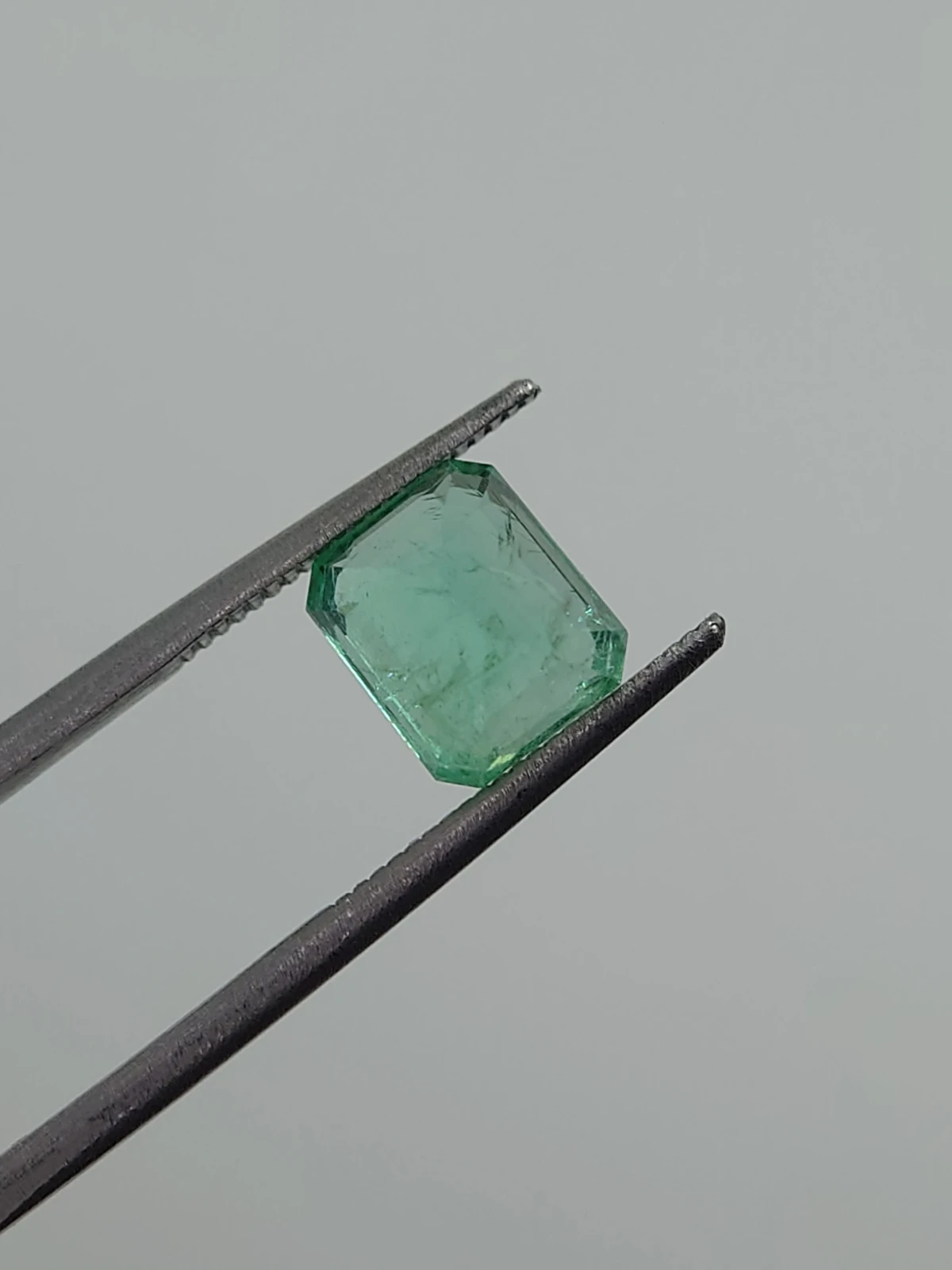 2.33ct Natural Emerald From Panjshir Valley Afghanistan — view 2