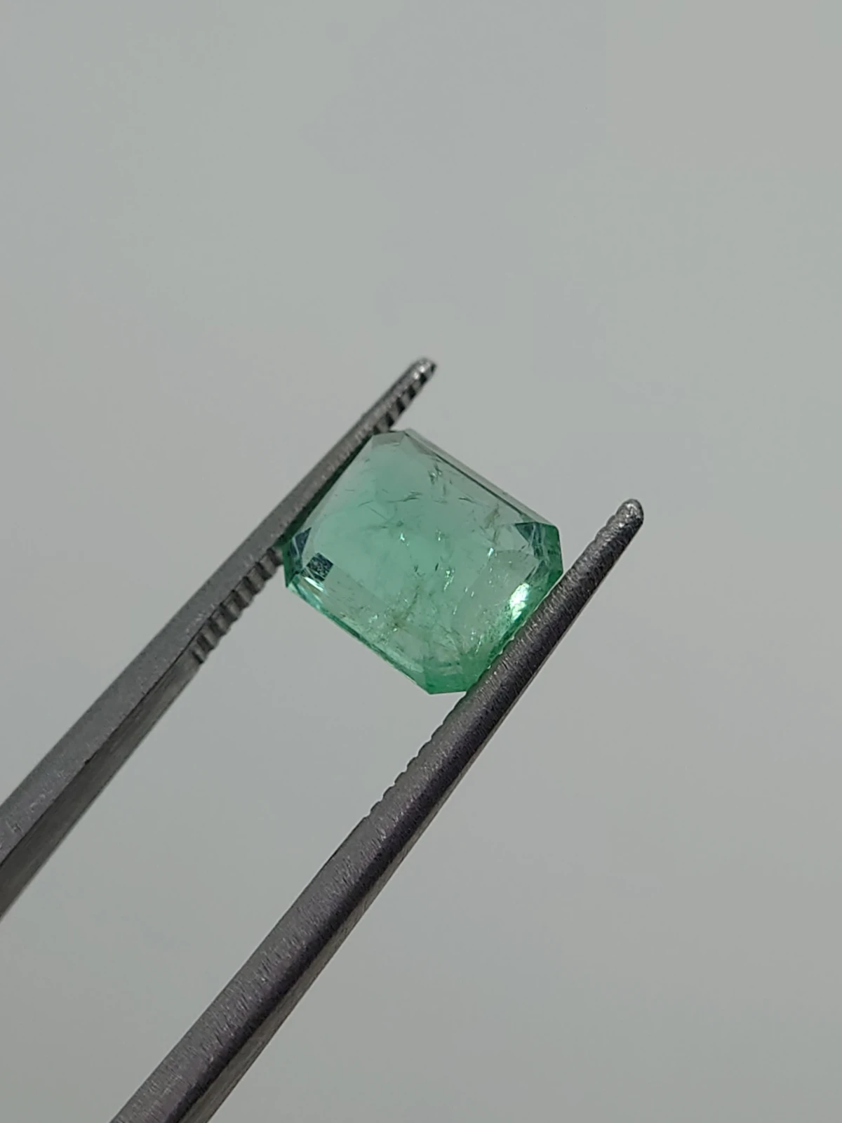 2.33ct Natural Emerald From Panjshir Valley Afghanistan — view 3