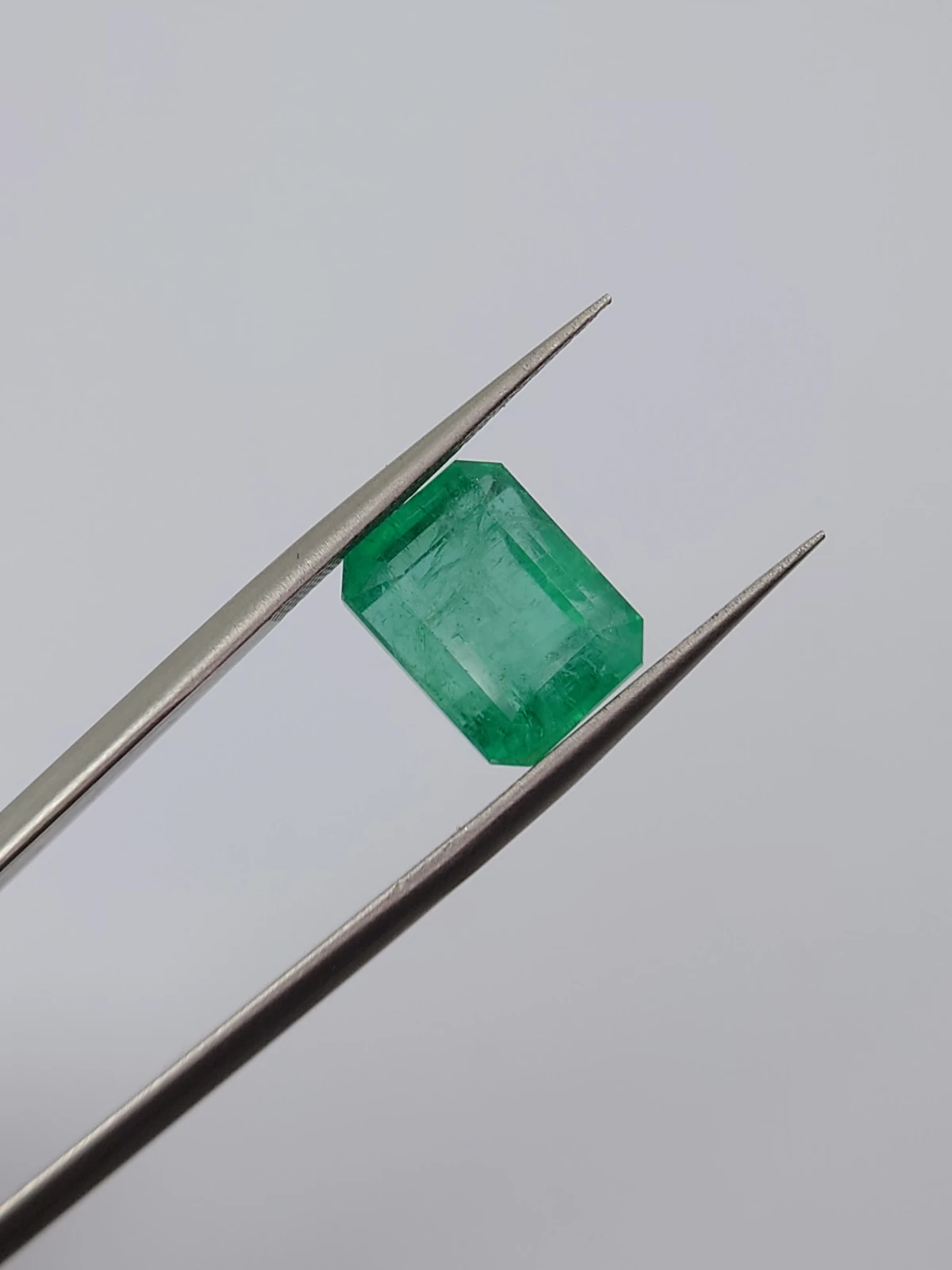 6.10ct Natural Emerald From Panjshir Valley Afghanistan — view 4