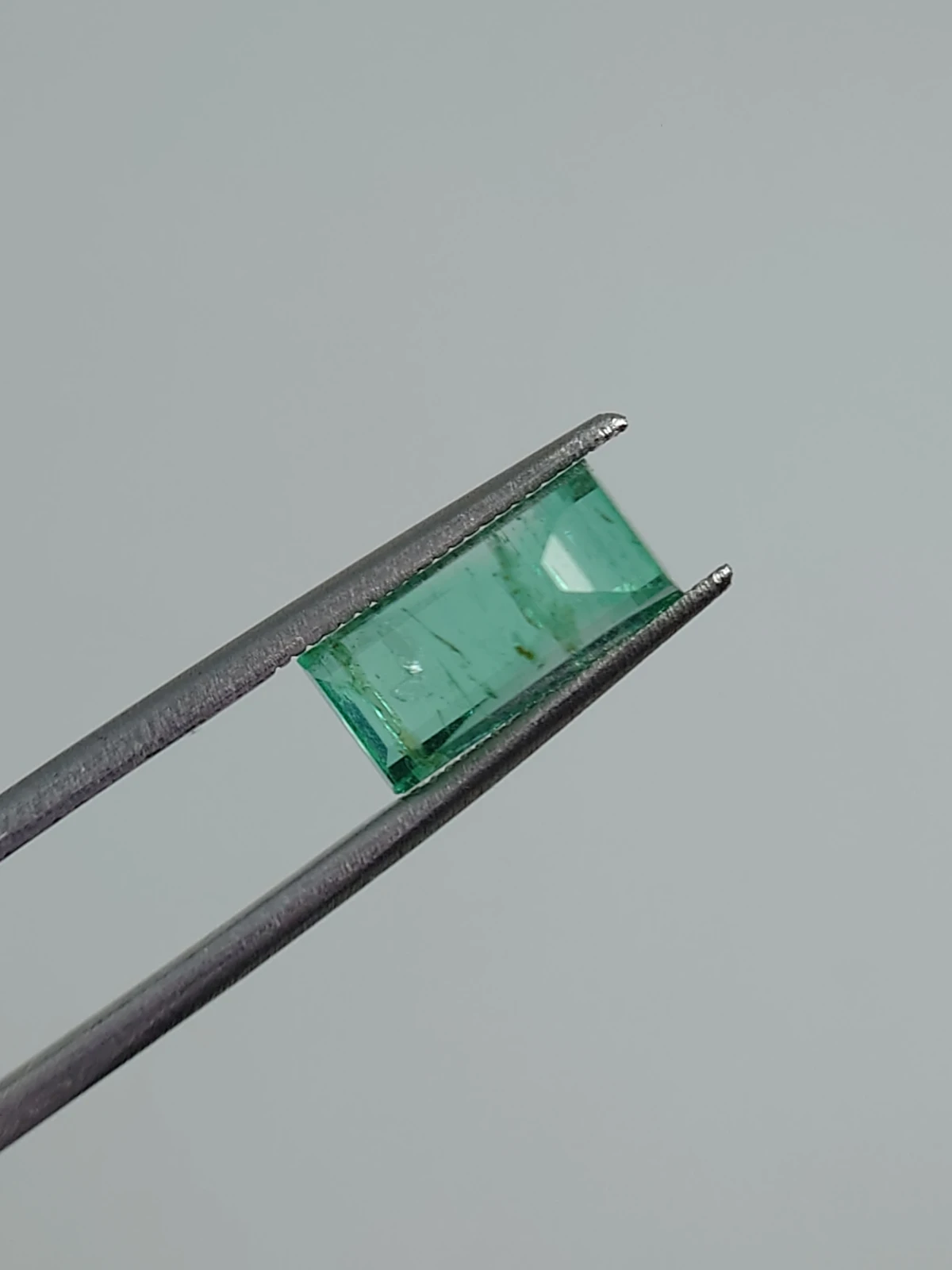 3.25ct Natural Emerald From Panjshir Valley Afghanistan — view 3