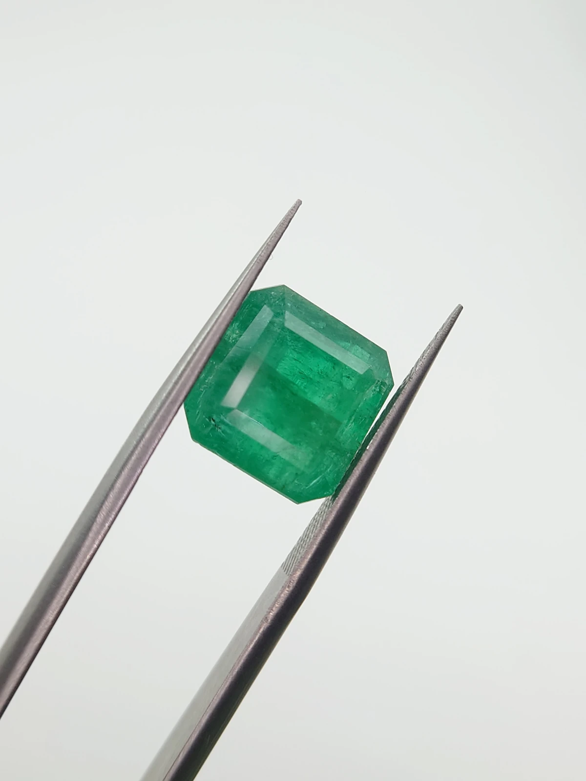 5.75ct Natural Emerald From Panjshir Valley Afghanistan — view 5