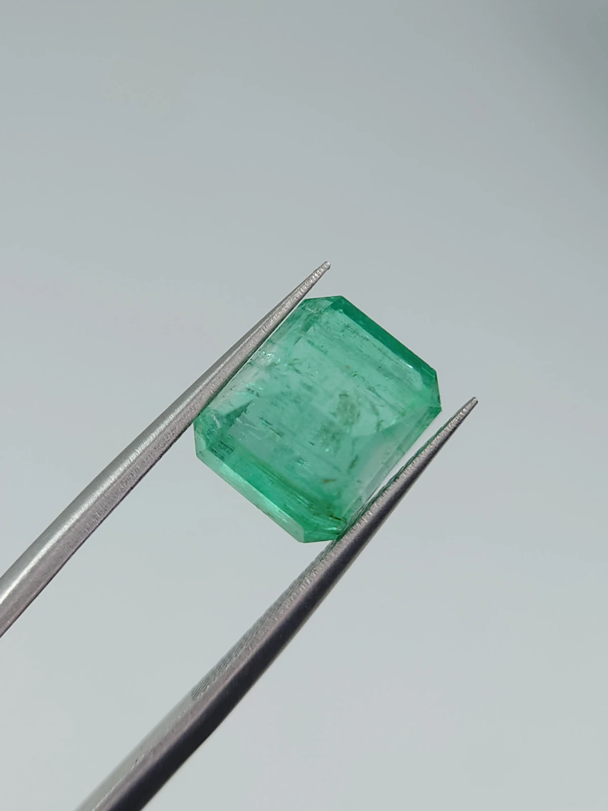 5.14ct Natural Emerald From Panjshir Valley Afghanistan — view 2
