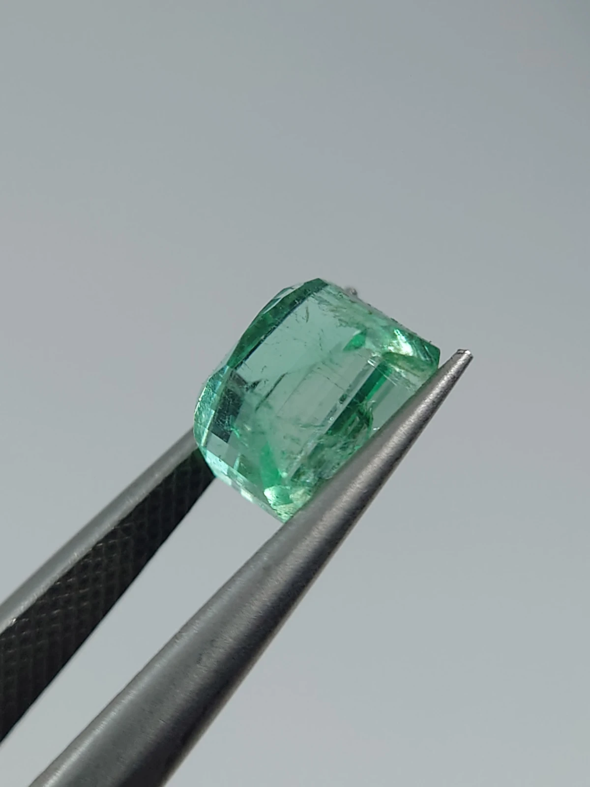 1.59ct Natural Emerald From Panjshir Valley Afghanistan — view 4