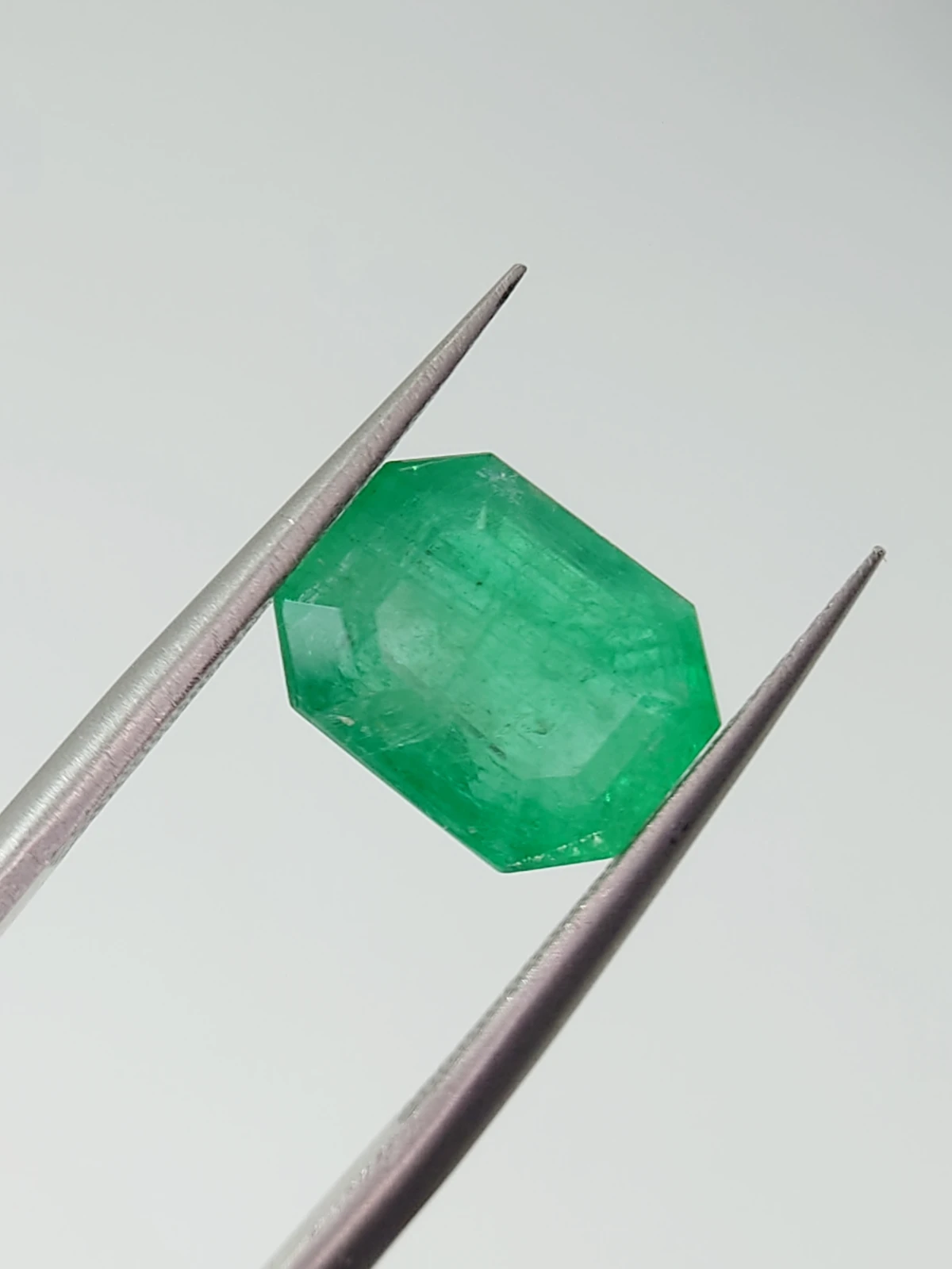 3.79ct Natural Emerald From Panjshir Valley Afghanistan — view 7