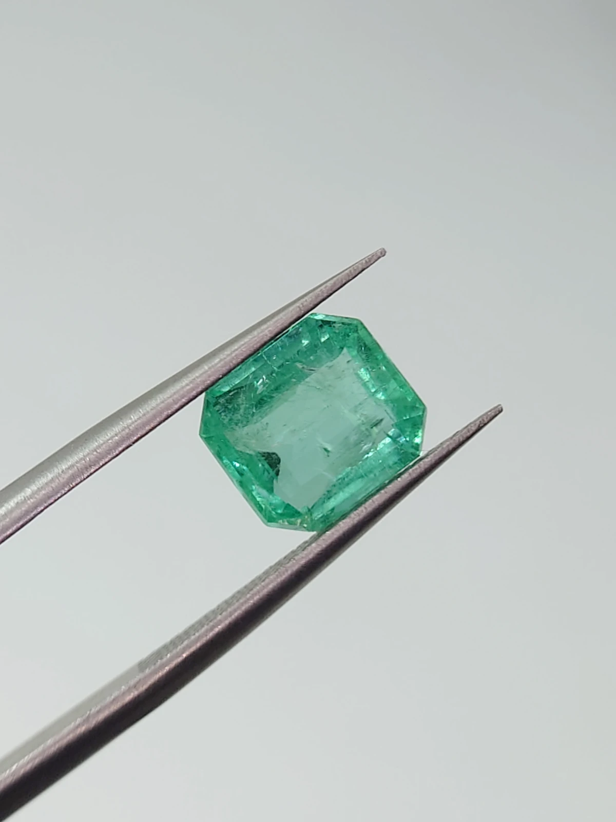 2.46ct Natural Emerald From Panjshir Valley Afghanistan — view 3