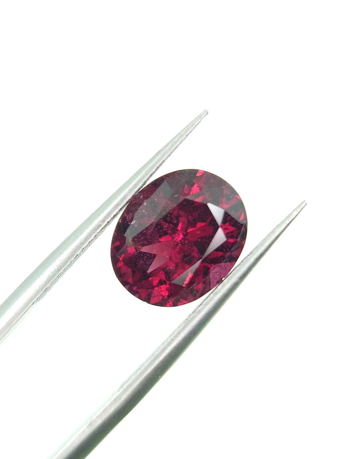 4.56ct Natural Malaya Garnet in Oval Cut loose gemstone From Tanzania — view 4
