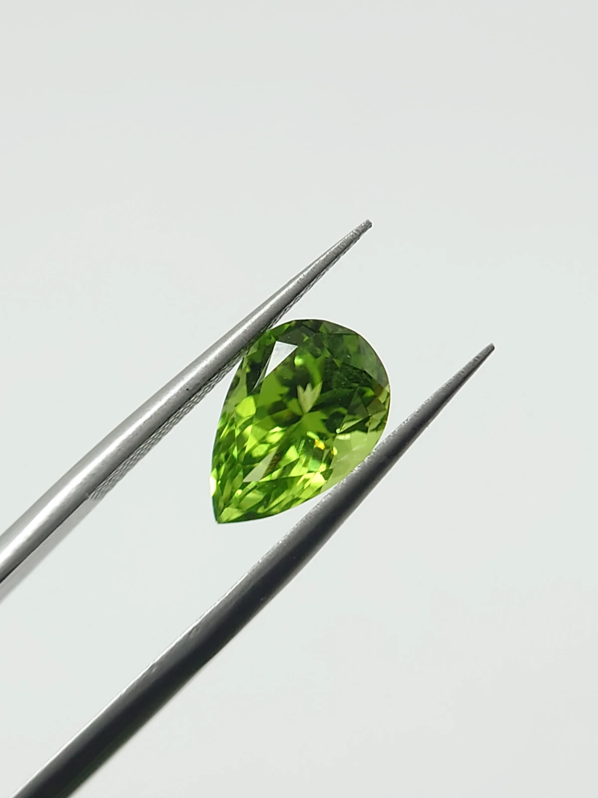 2.71ct Natural Peridot in Pear Cut Loose Gemstone From Pakistan — view 3