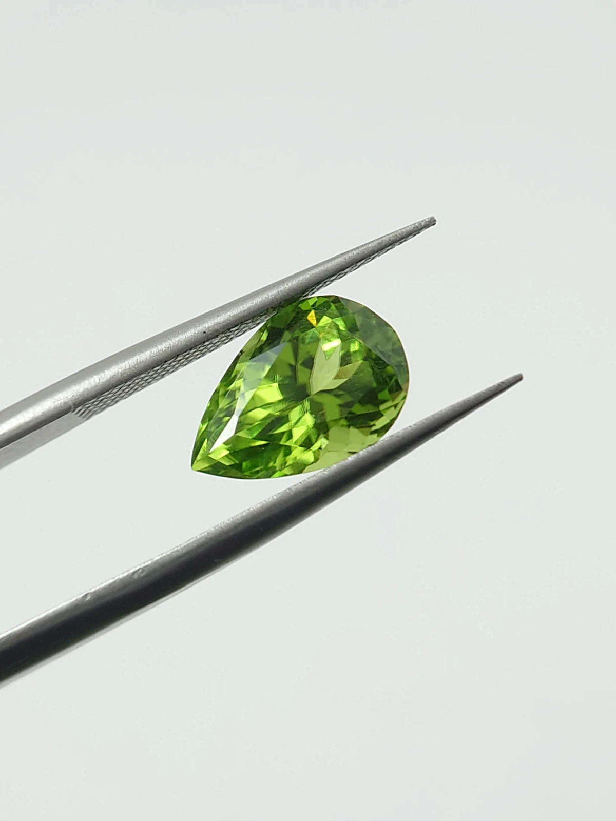 2.71ct Natural Peridot in Pear Cut Loose Gemstone From Pakistan — view 5