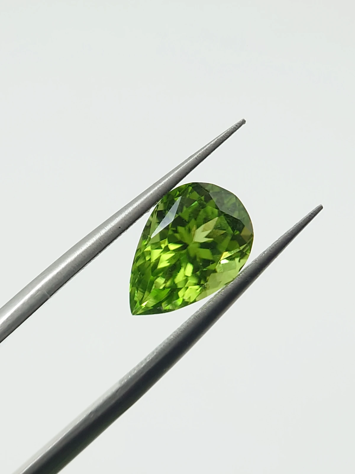 2.71ct Natural Peridot in Pear Cut Loose Gemstone From Pakistan — view 8