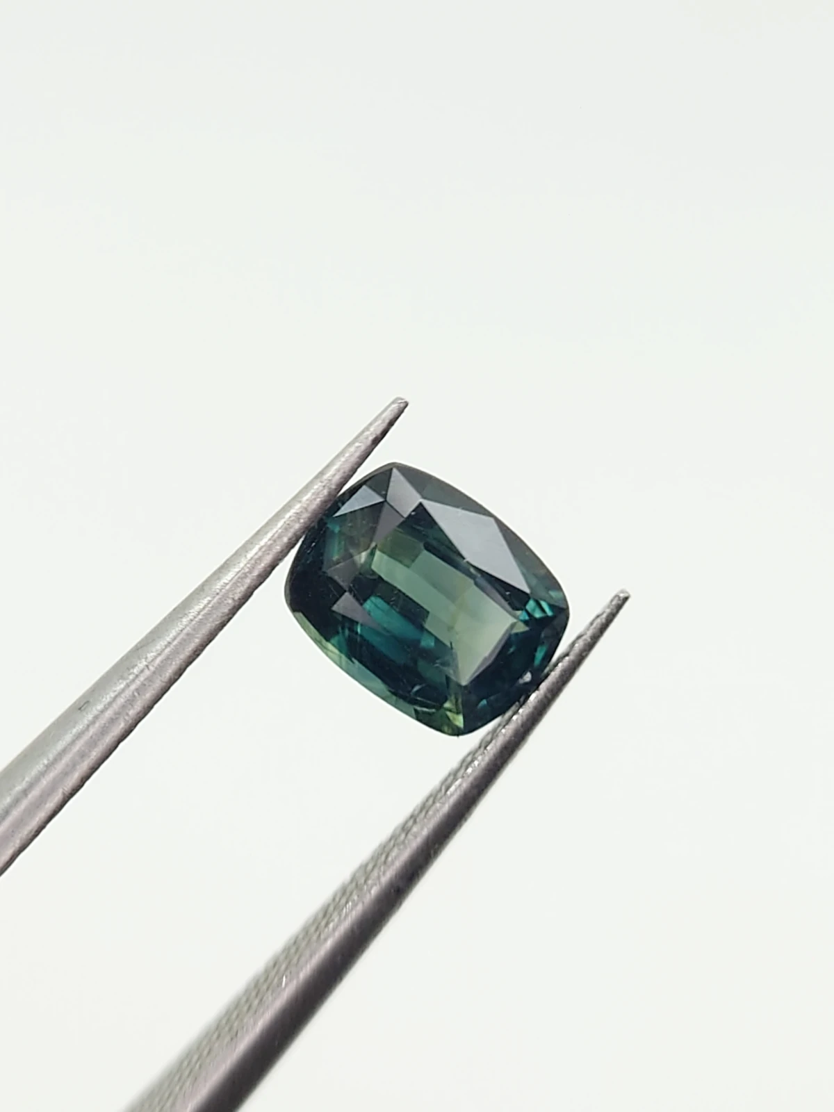 1.16ct Natural Bicolor Sapphire Modified Cushion Cut Loose Gemstone From Nigeria — view 4