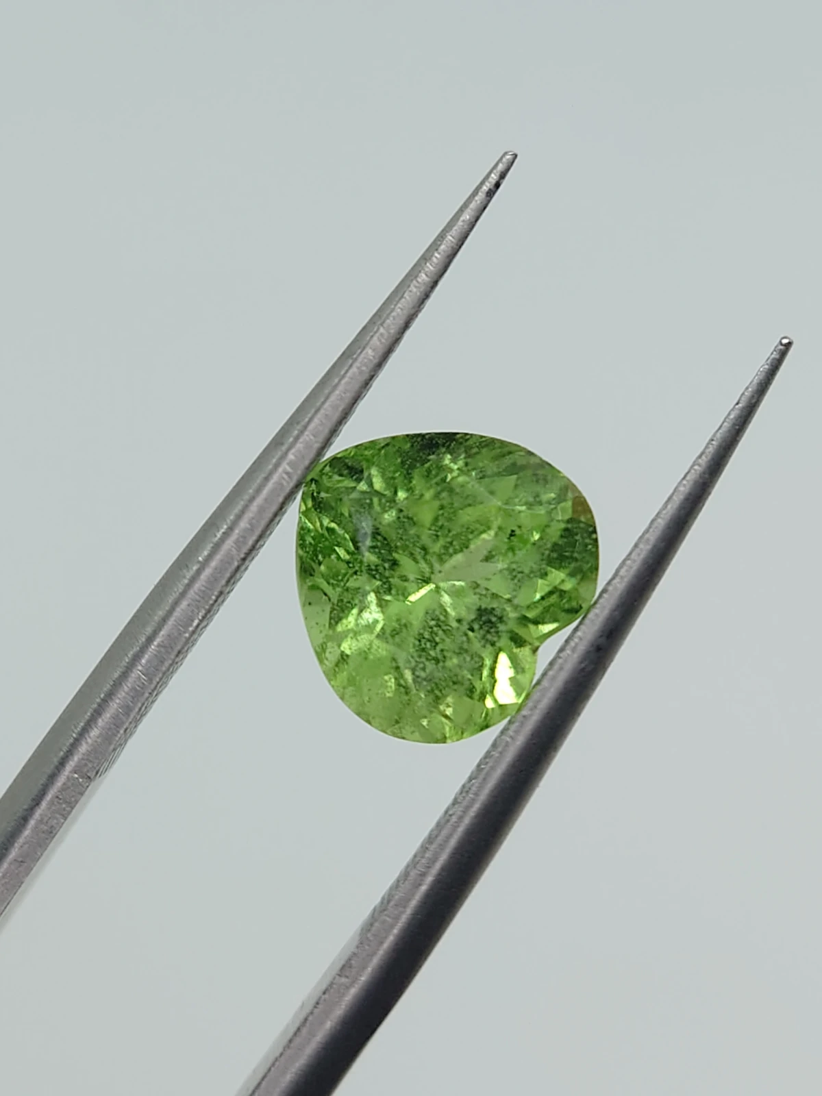 2.02ct Natural Peridot Heart Cut Loose Gemstone From Pakistan — view 2