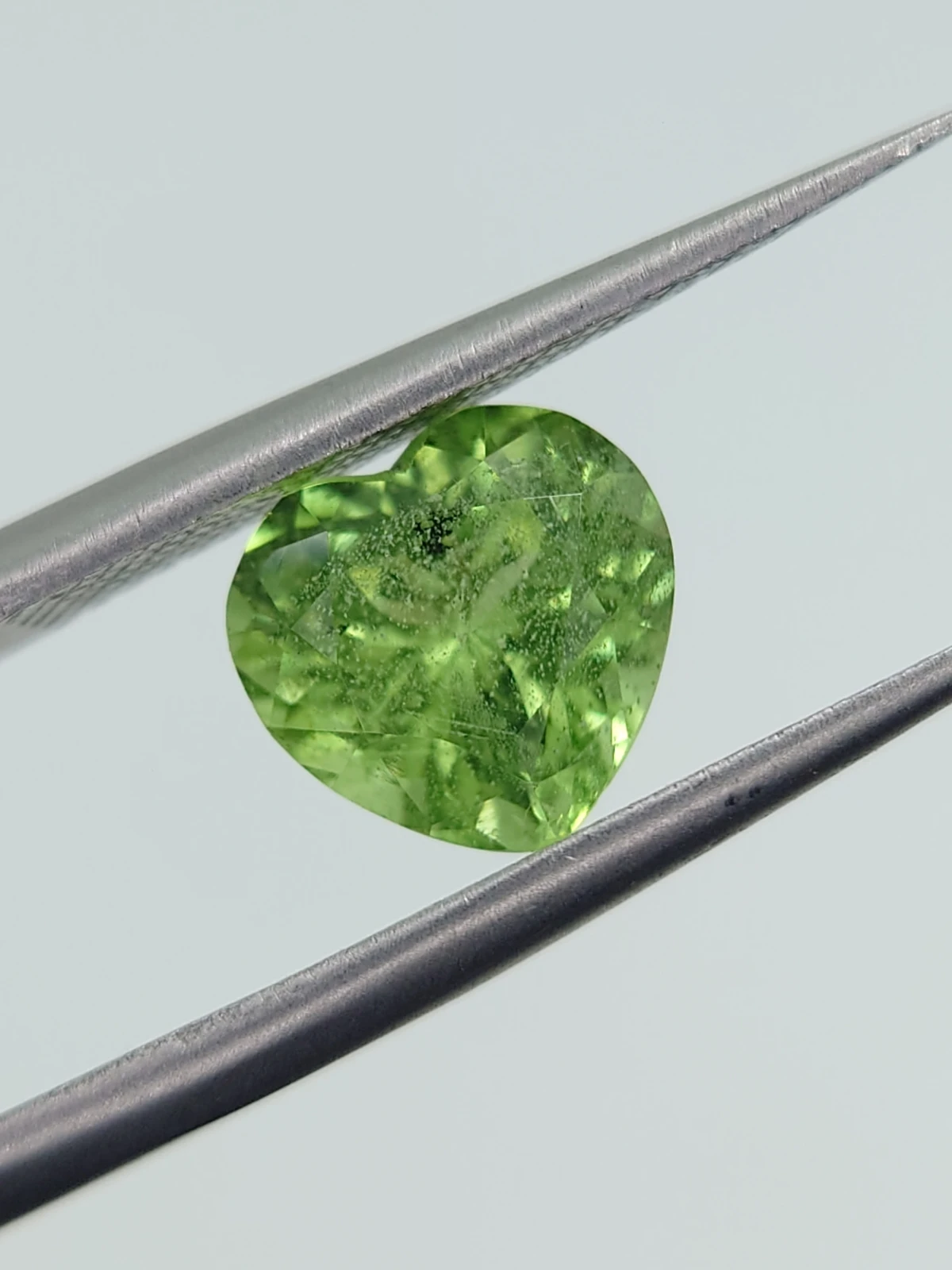 2.02ct Natural Peridot Heart Cut Loose Gemstone From Pakistan — view 5