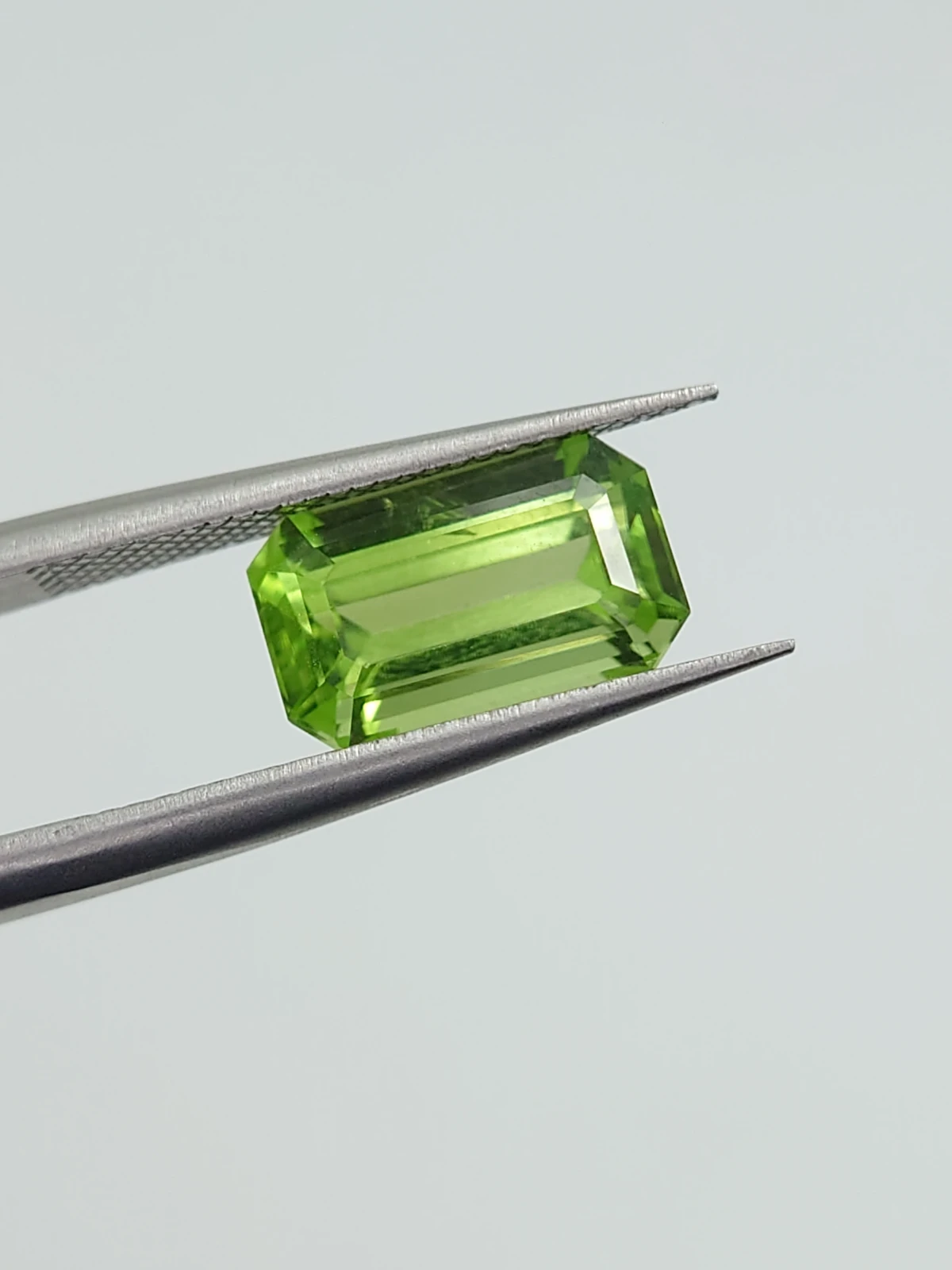 3.20ct Natural Peridot Emerald Cut Loose Gemstone From Pakistan — view 5