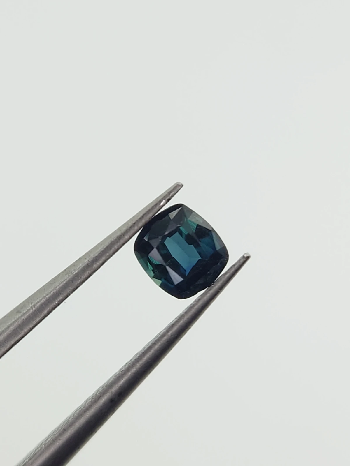 0.32ct Natural Bicolor Sapphire Square Cut Loose Gemstone From Nigeria — view 5