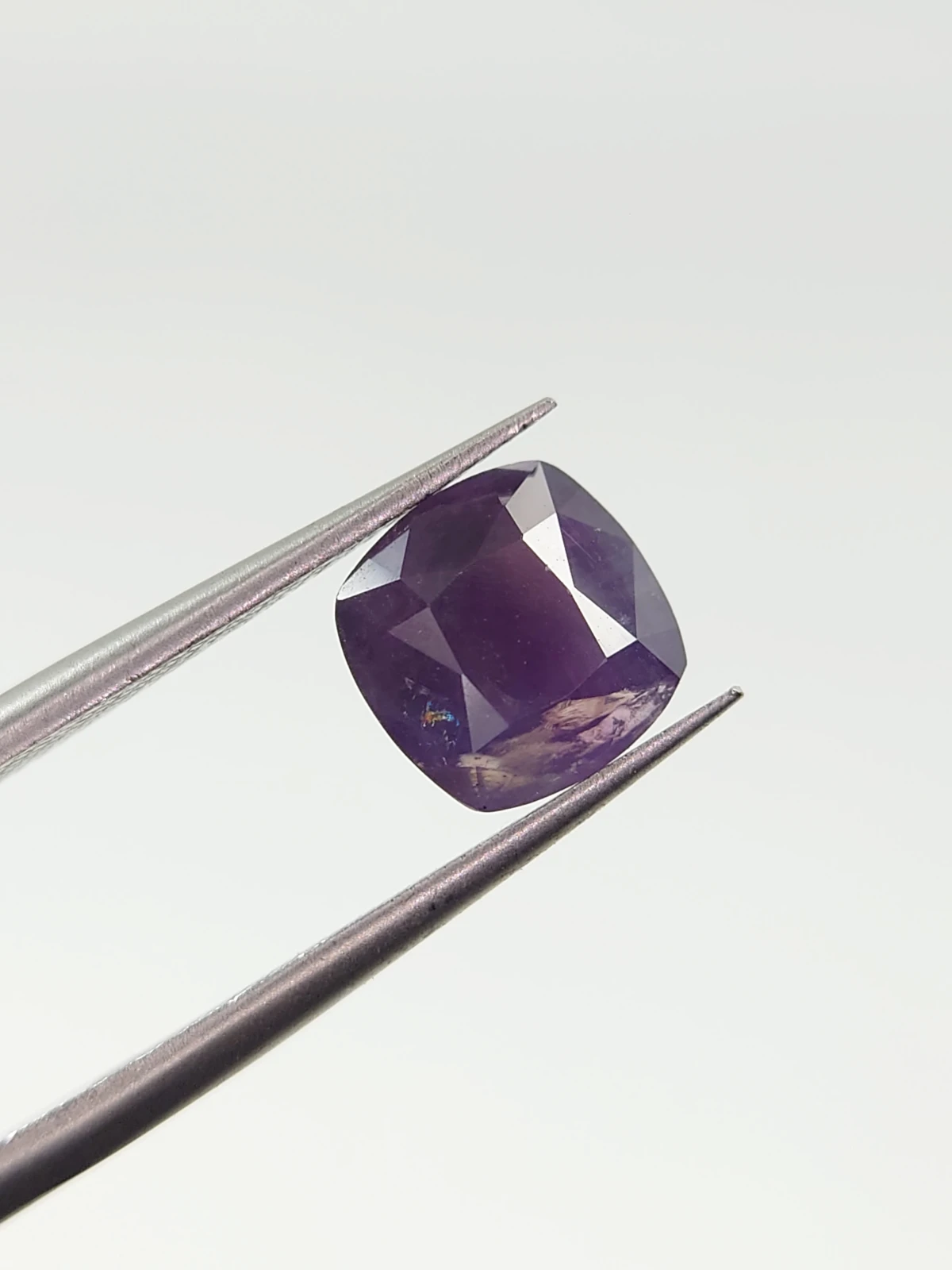 2.74 ct Natural Sapphire Cushion Cut Loose Gemstone From Nigeria — view 3